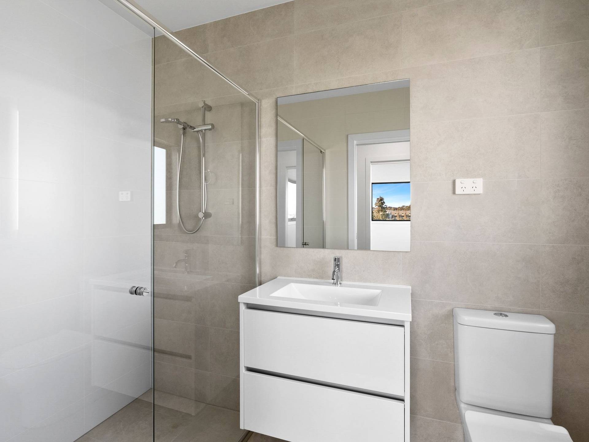 1/6 Grenfell Avenue, TAYLOR