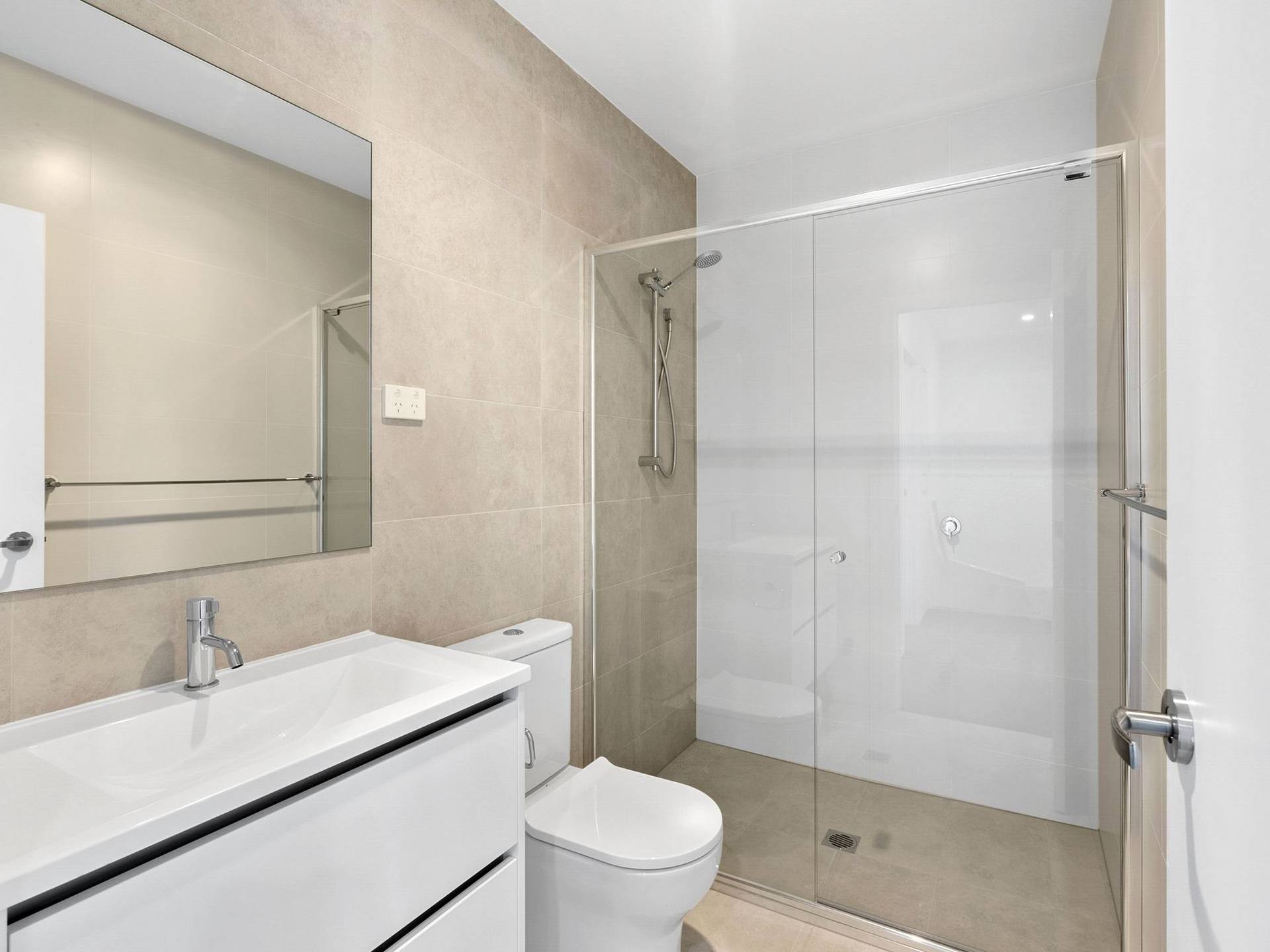 1/6 Grenfell Avenue, TAYLOR