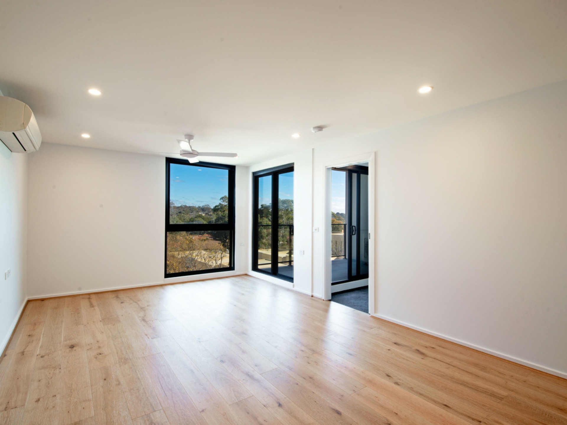 33/15 Bowman Street, MACQUARIE