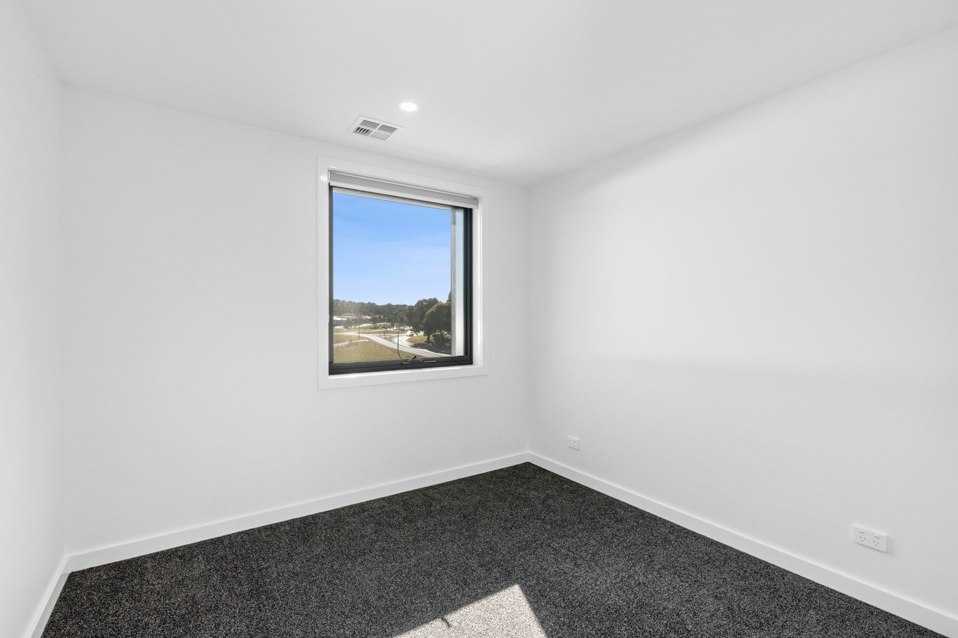 93/60 Kingsland Parade, CASEY