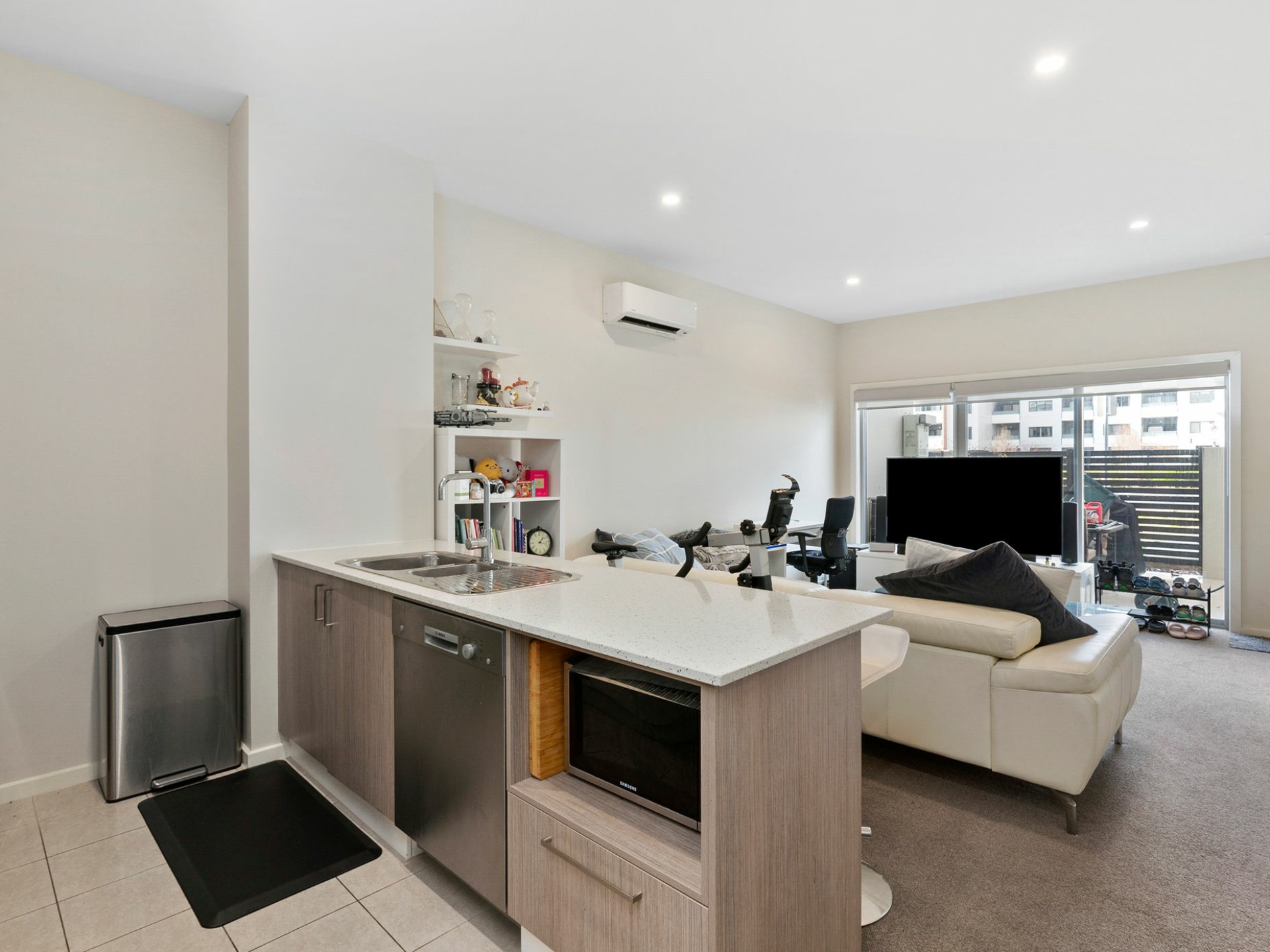 87/235 Flemington Road, FRANKLIN