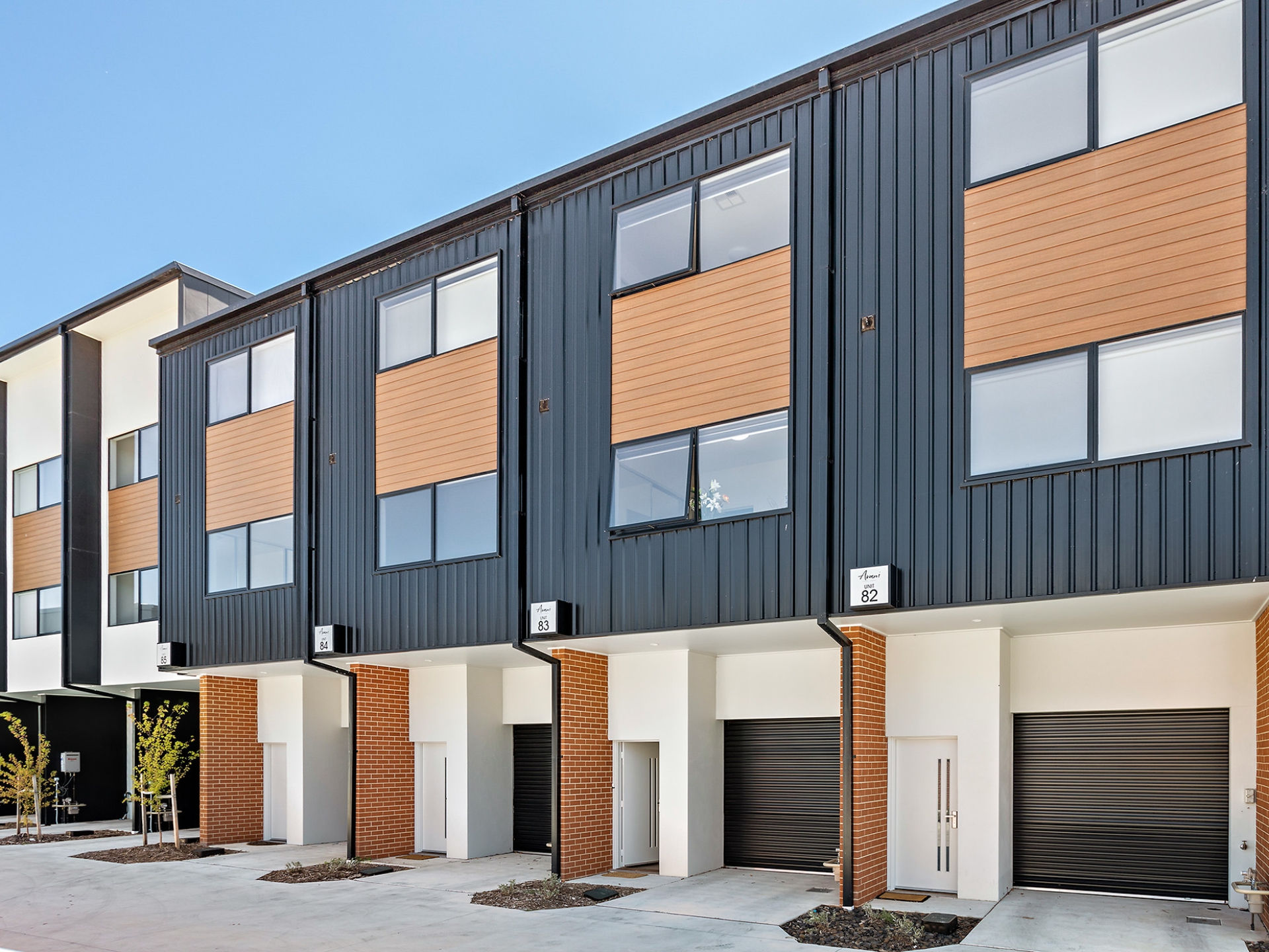 83/1 Rowland Rees Crescent, Greenway