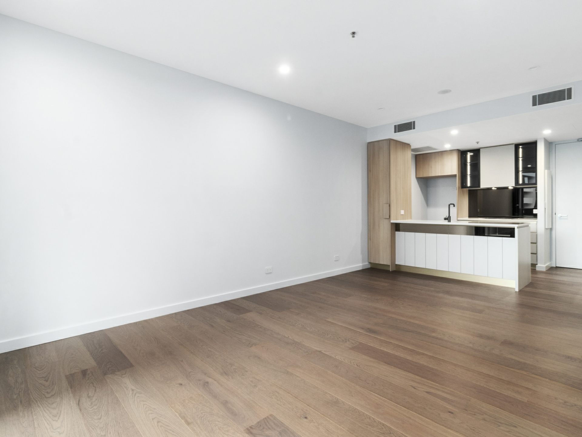34/44 Constitution Avenue, CAMPBELL