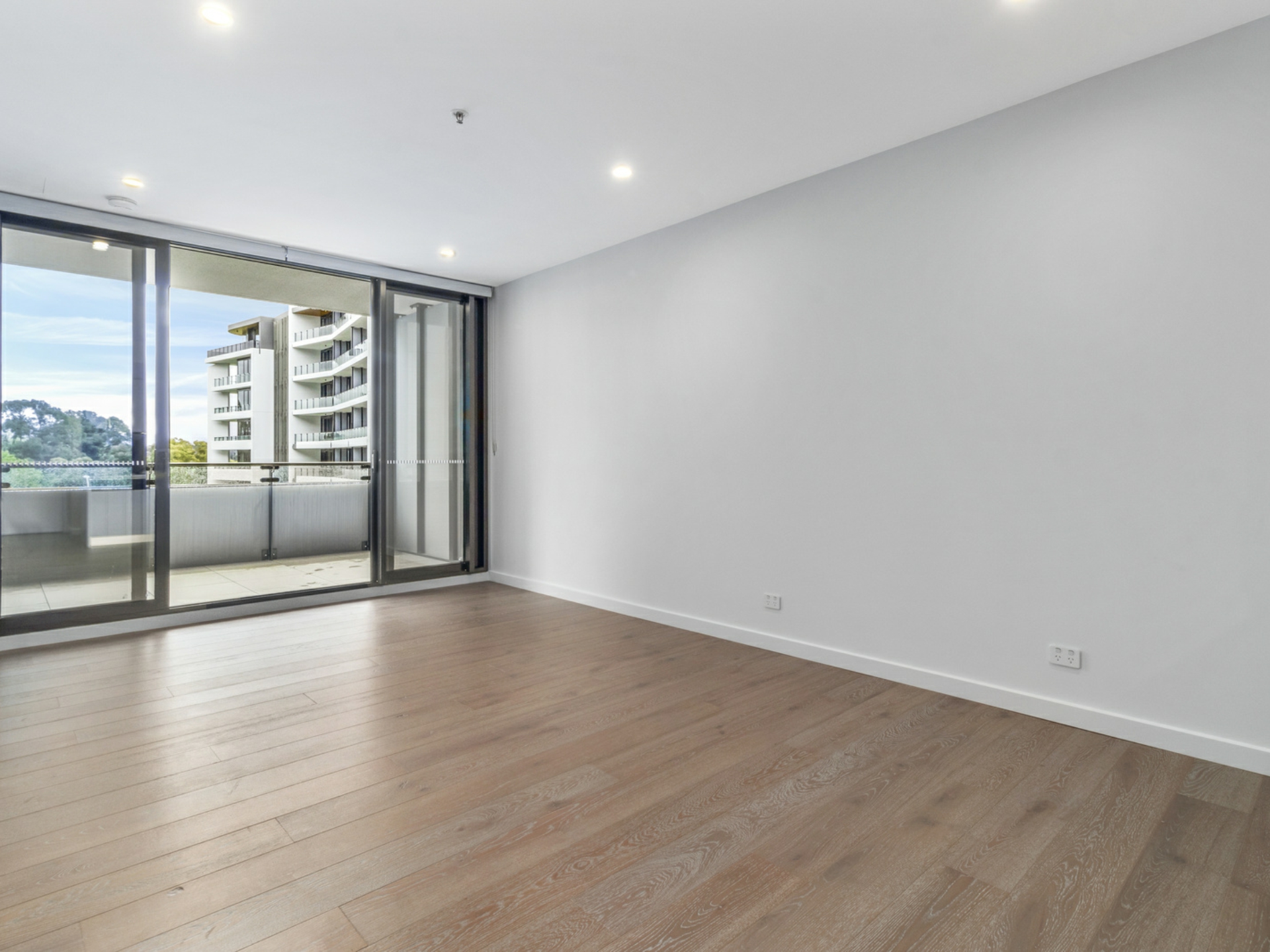 34/44 Constitution Avenue, CAMPBELL