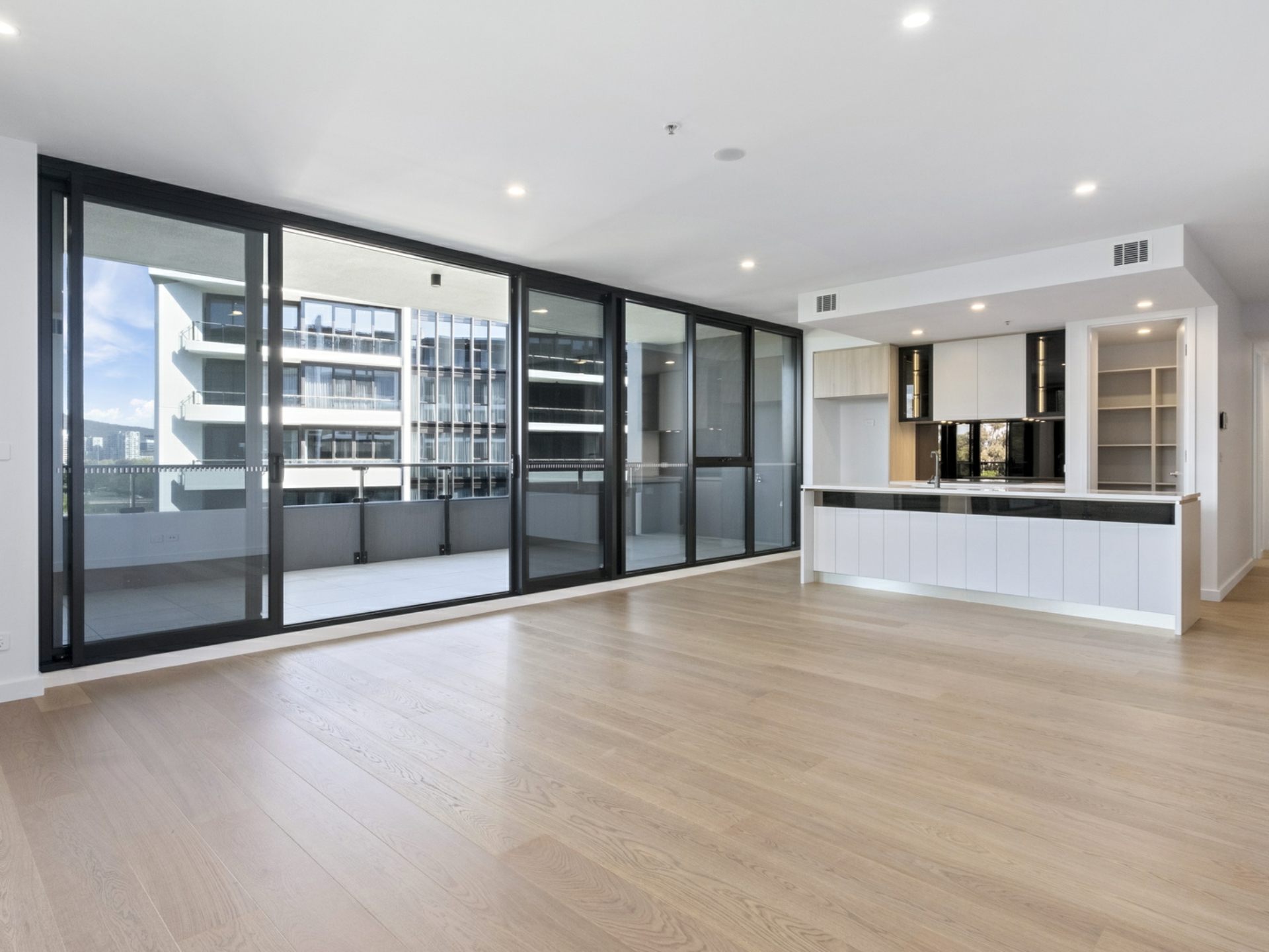 224/44 Constitution Avenue, CAMPBELL