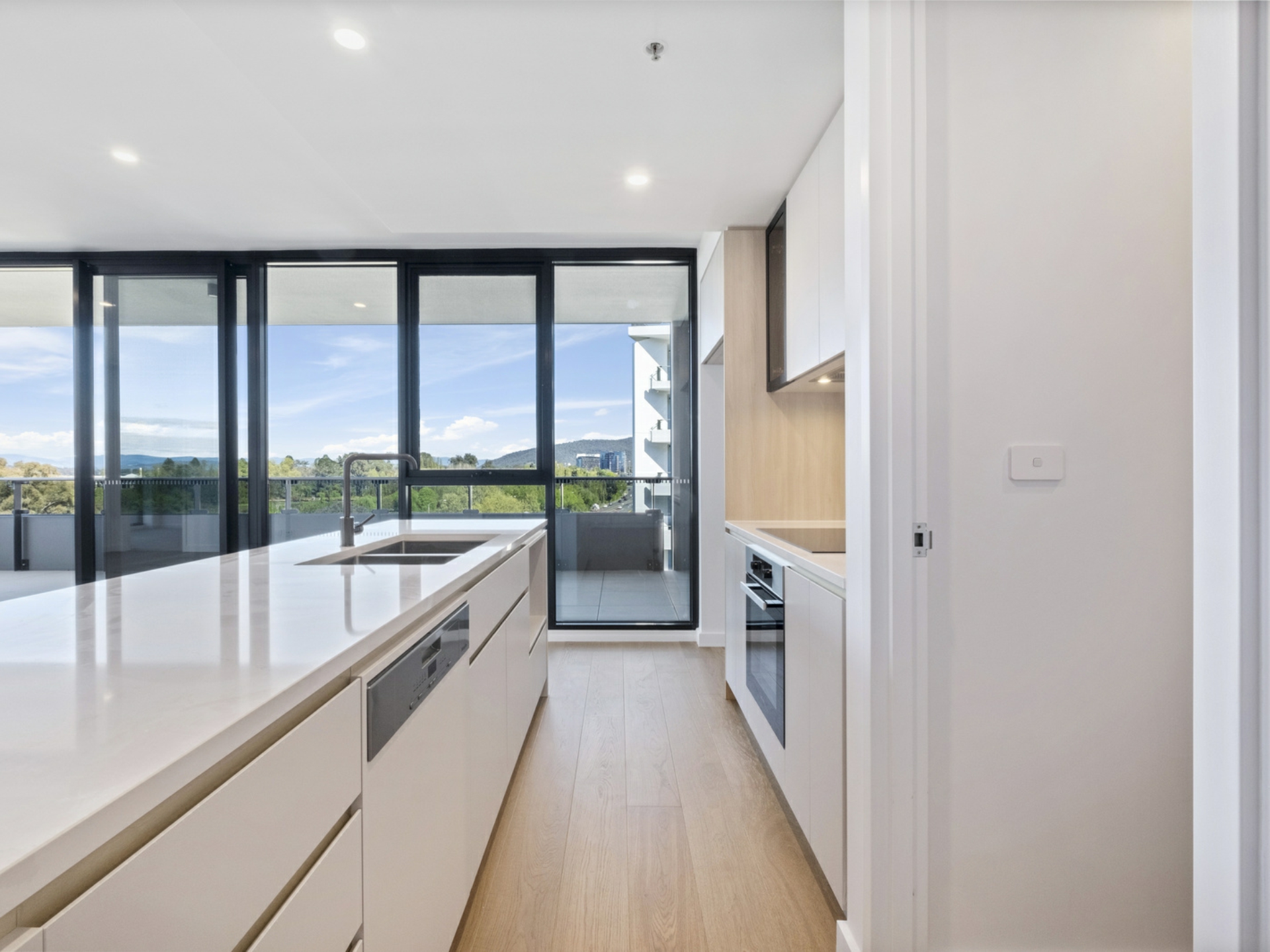 224/44 Constitution Avenue, CAMPBELL