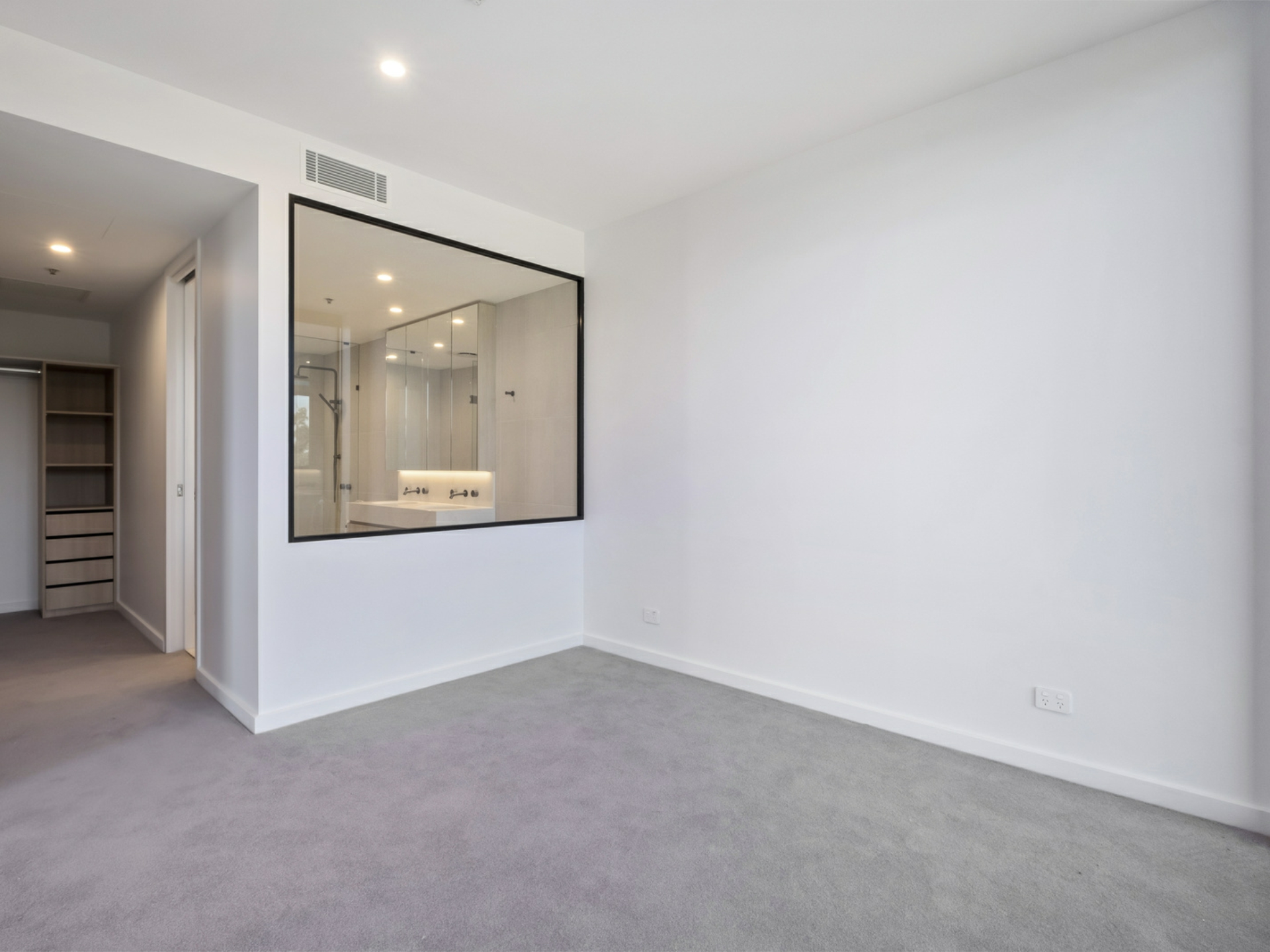 224/44 Constitution Avenue, CAMPBELL