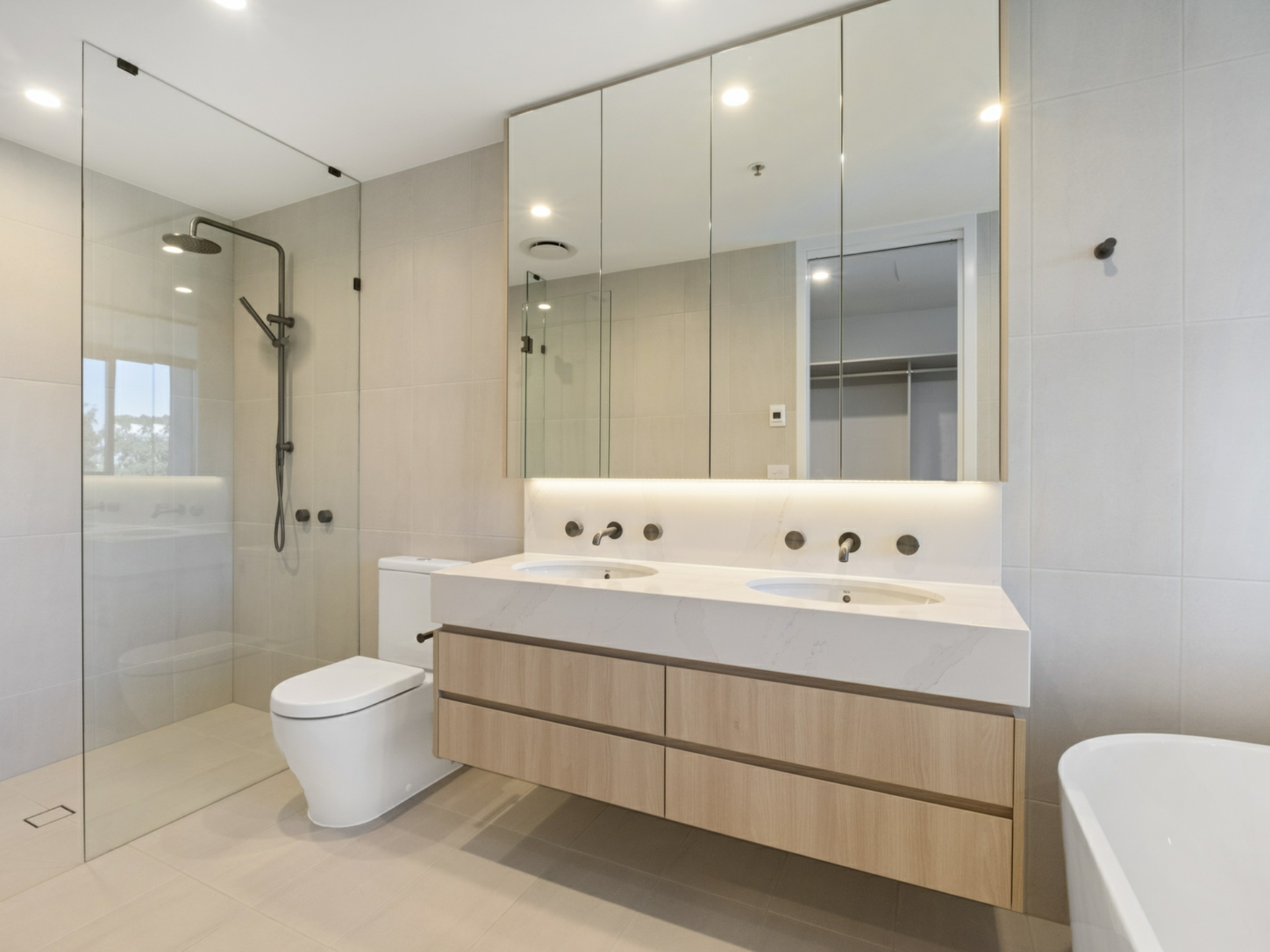 224/44 Constitution Avenue, CAMPBELL
