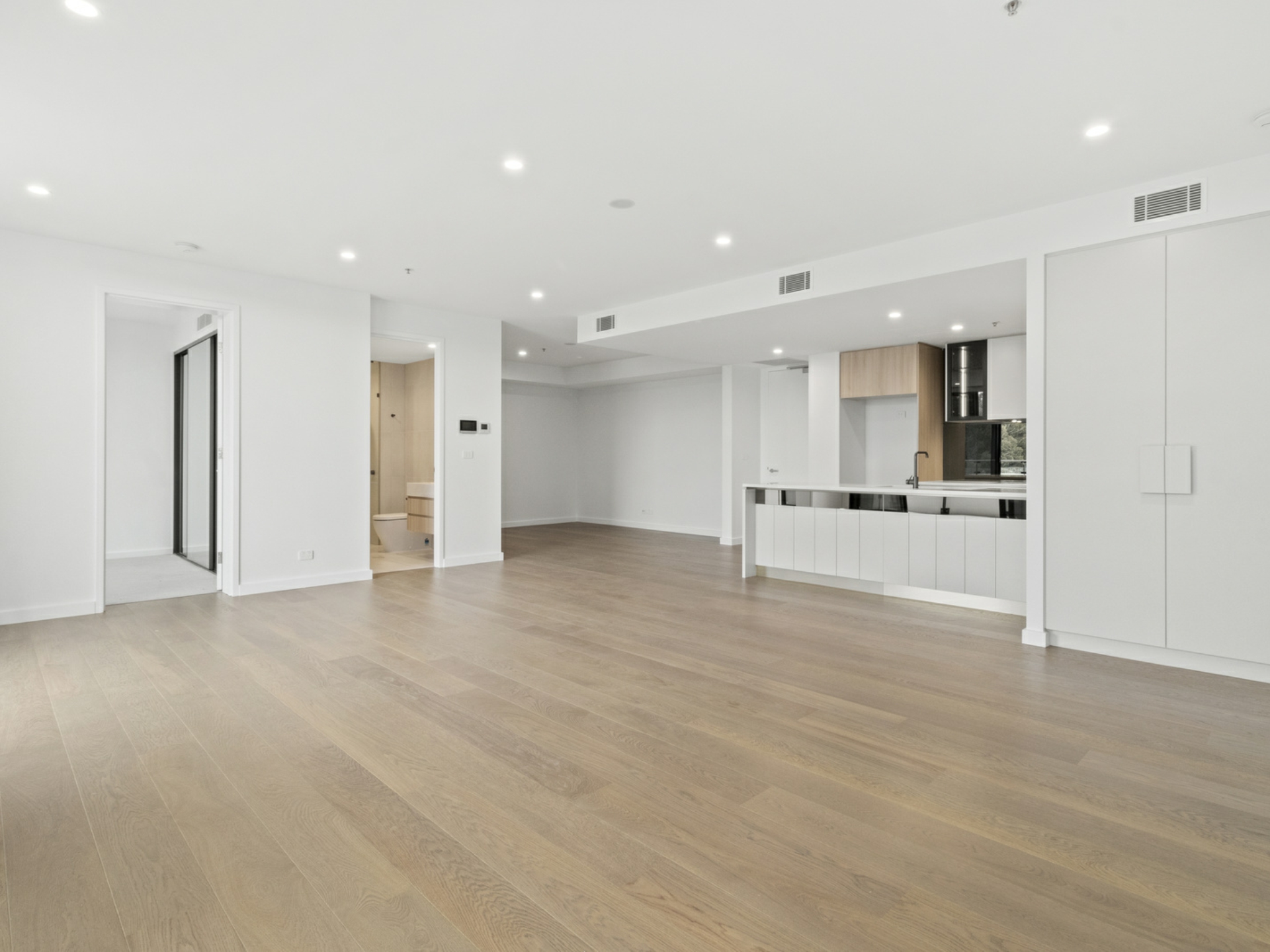 40/44 Constitution Avenue, CAMPBELL