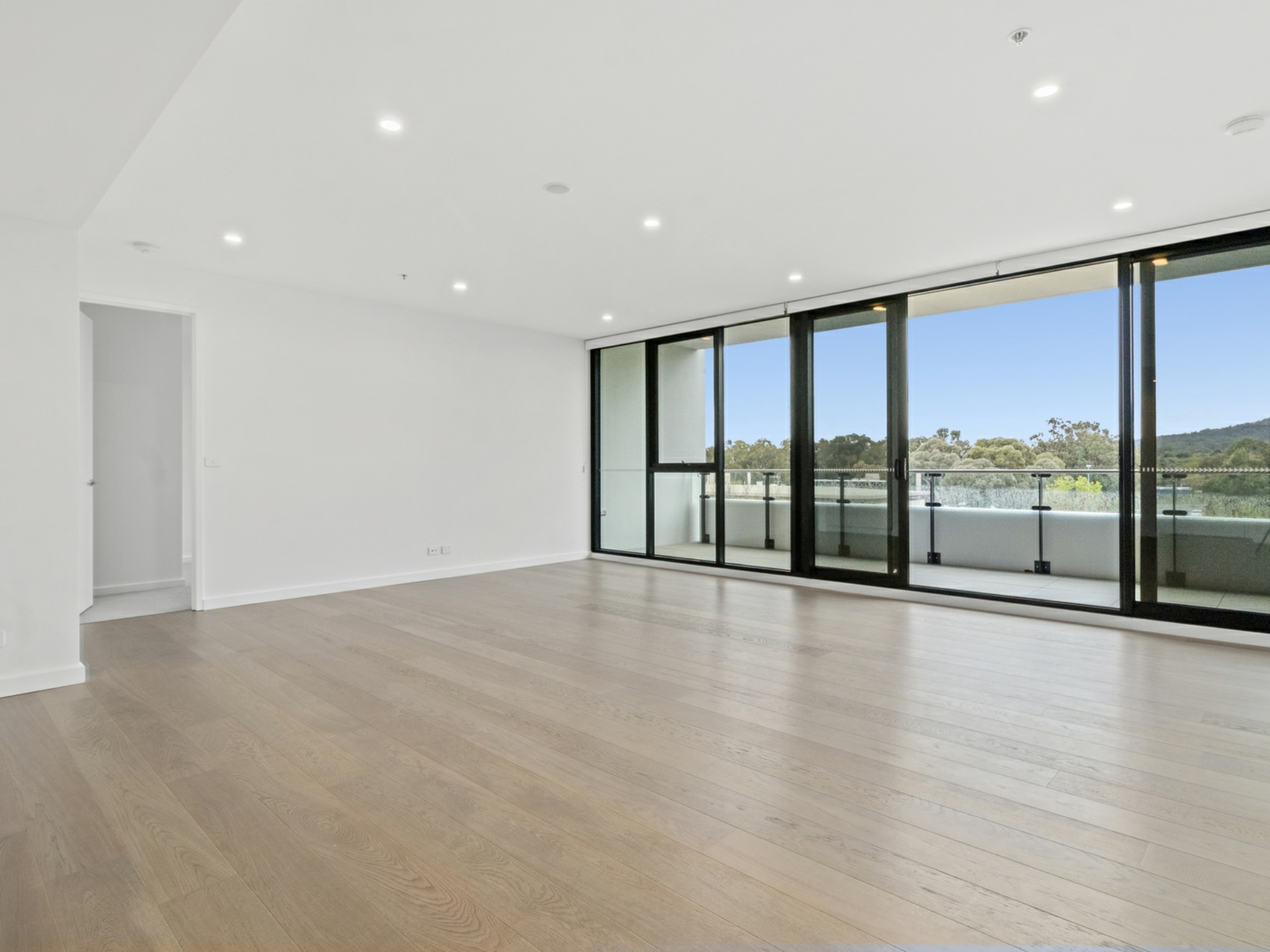 40/44 Constitution Avenue, CAMPBELL