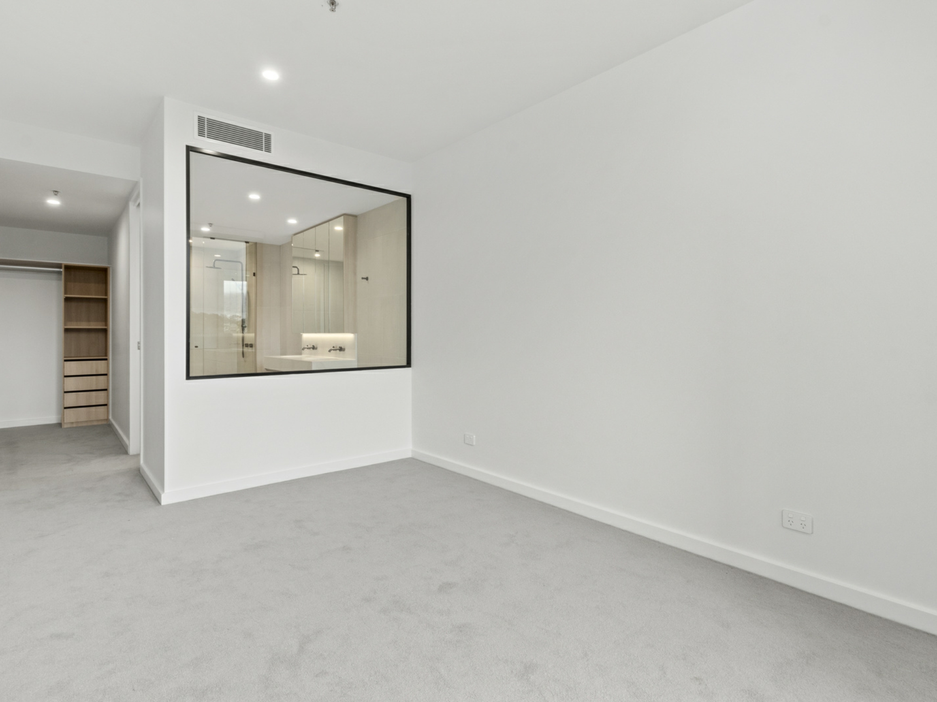40/44 Constitution Avenue, CAMPBELL
