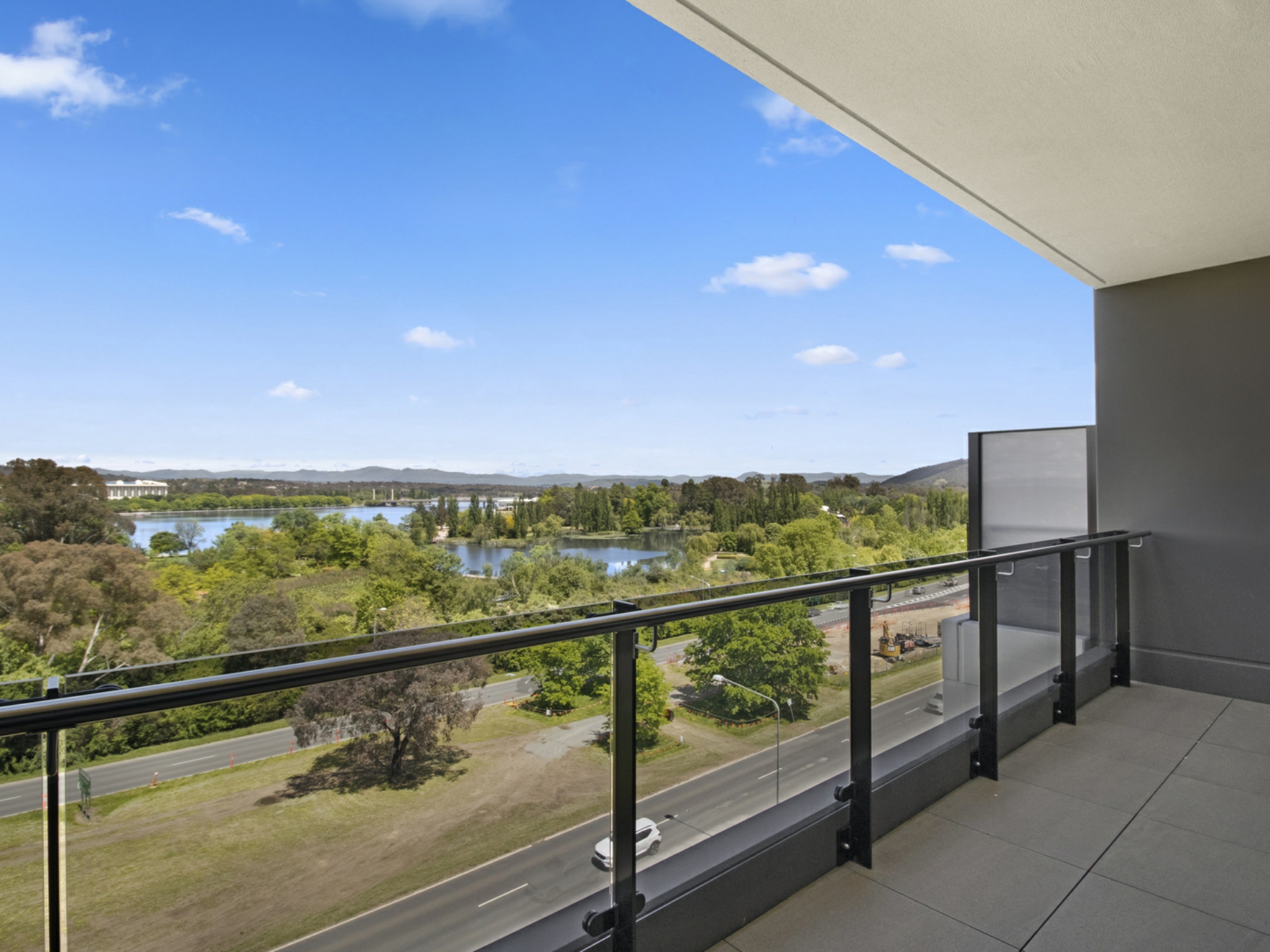161/44 Constitution Avenue, CAMPBELL