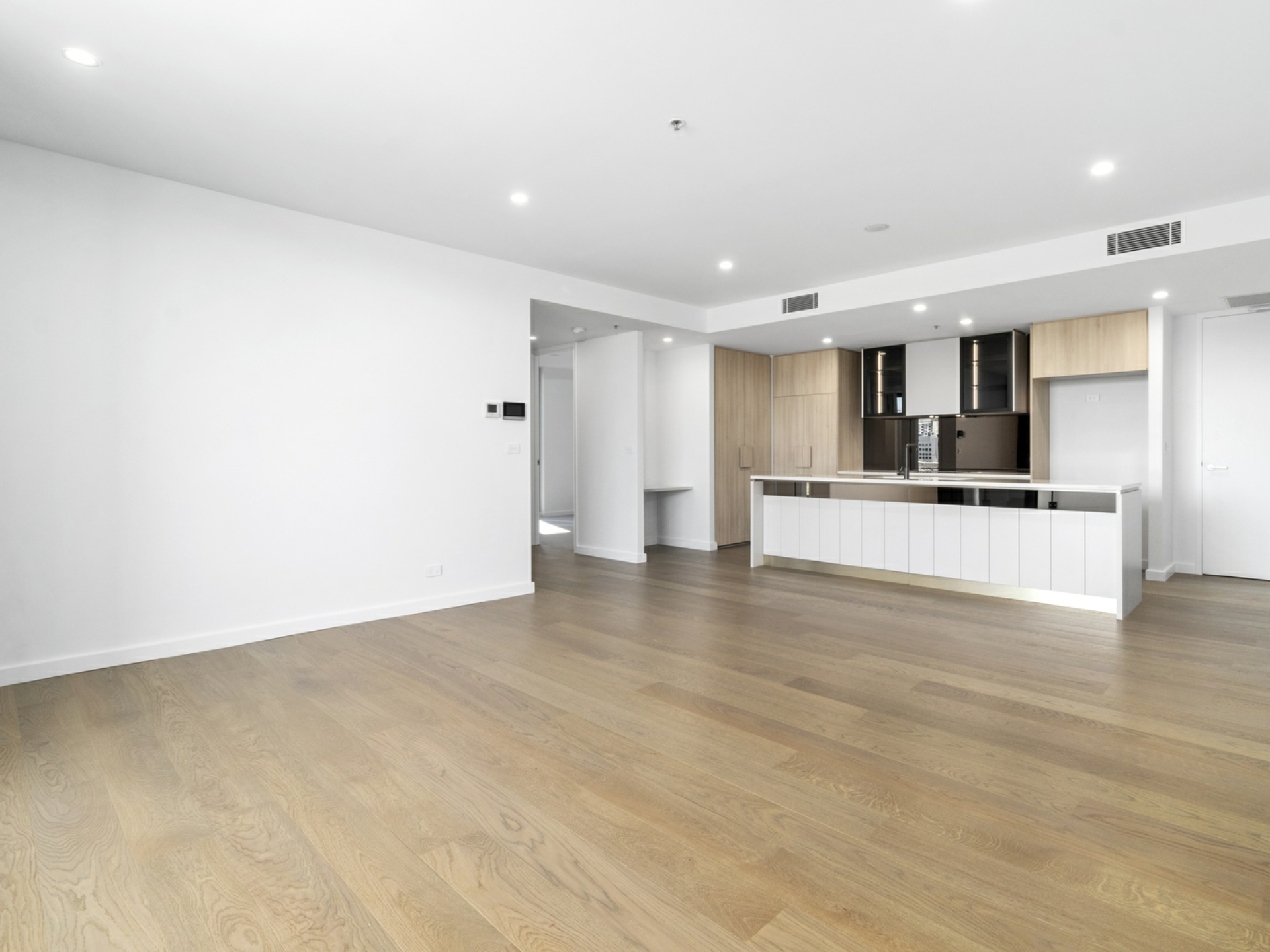 142/44 Constitution Avenue, CAMPBELL