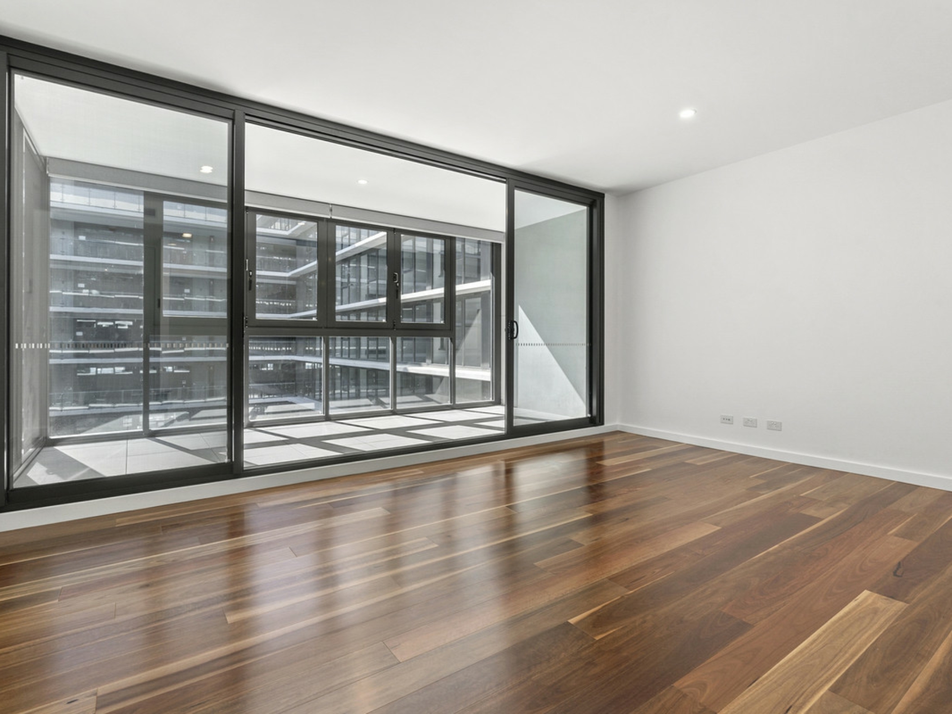 230/2 Anzac Park, CAMPBELL