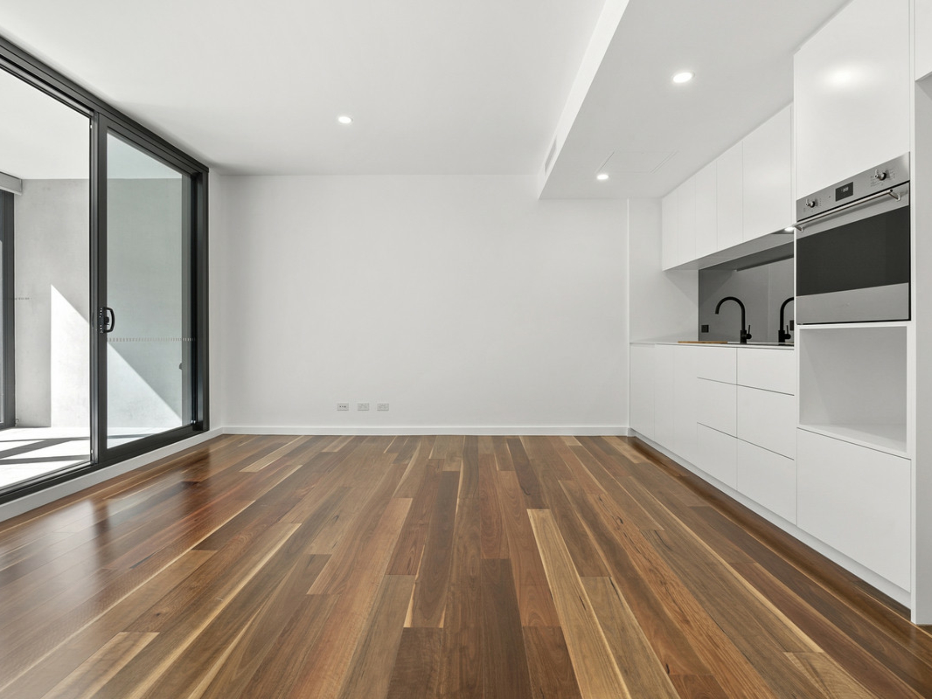 230/2 Anzac Park, CAMPBELL