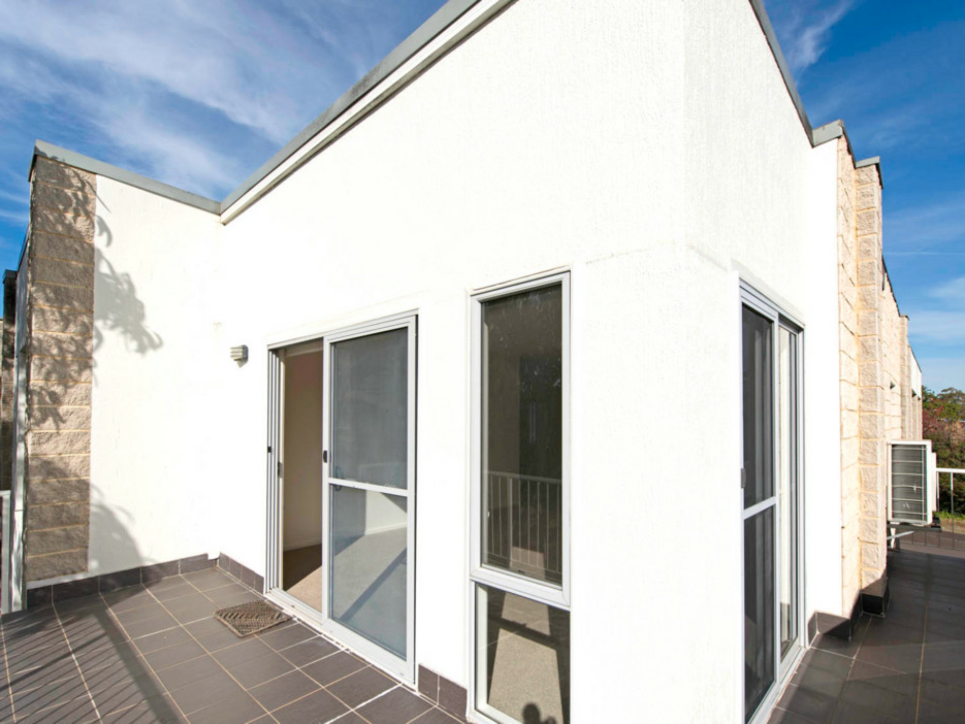 20/123 Lowanna Street, BRADDON