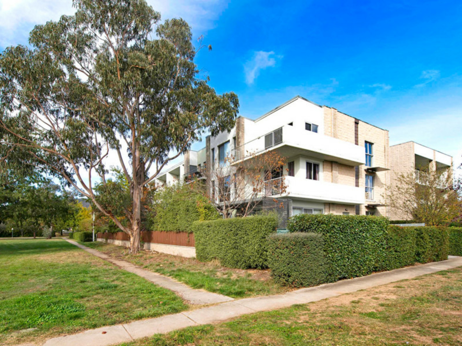20/123 Lowanna Street, BRADDON