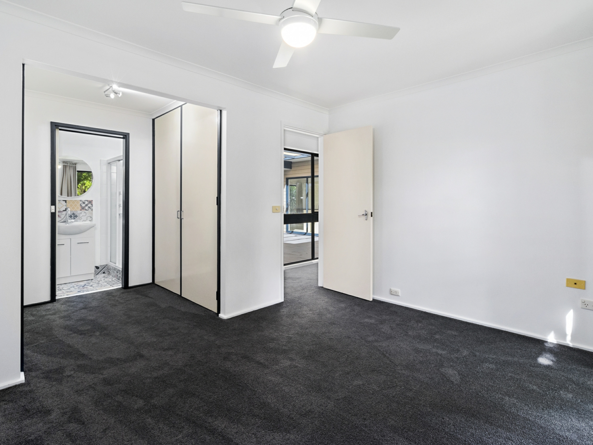 9 Hair Place, KAMBAH