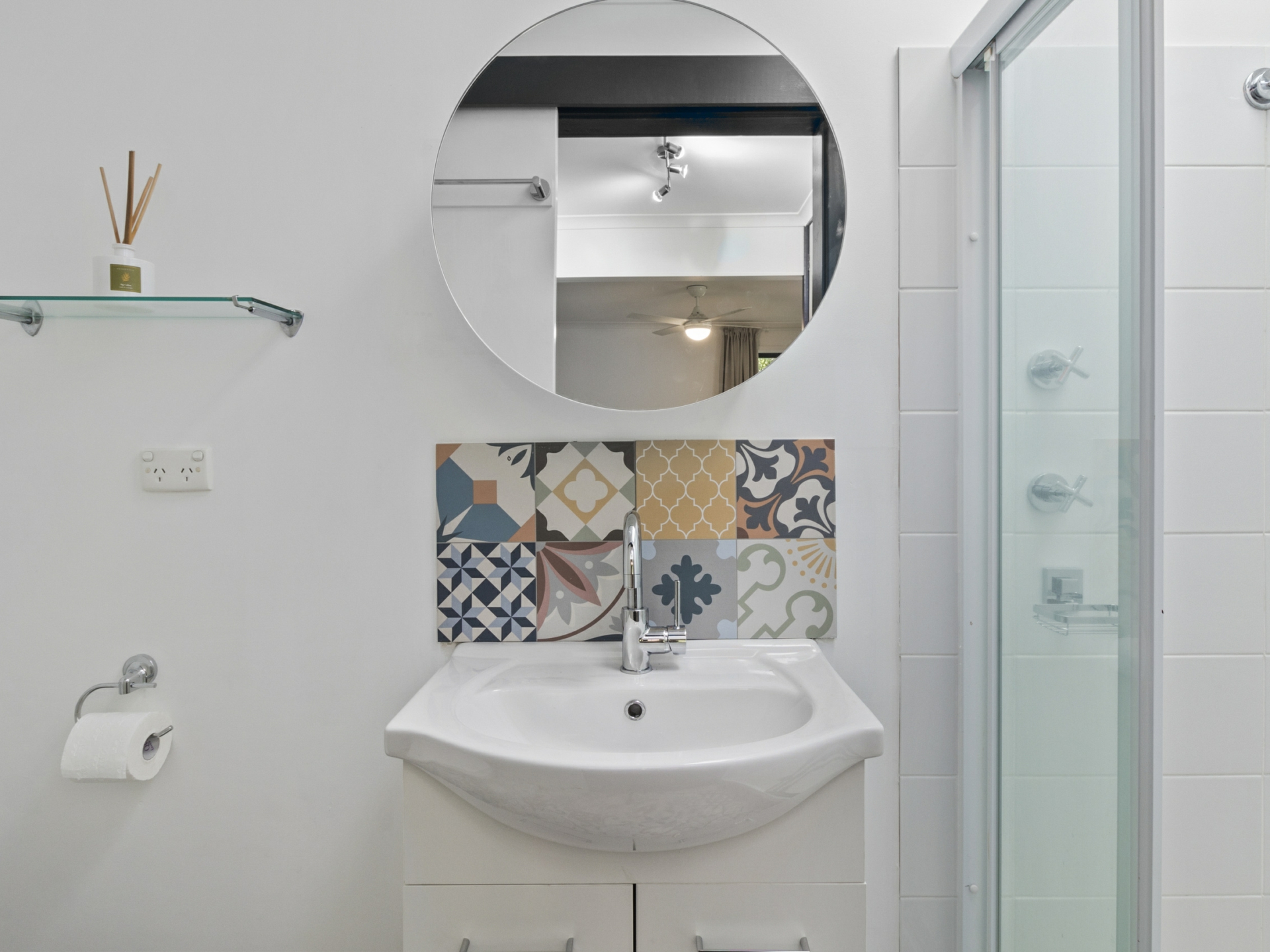 9 Hair Place, KAMBAH