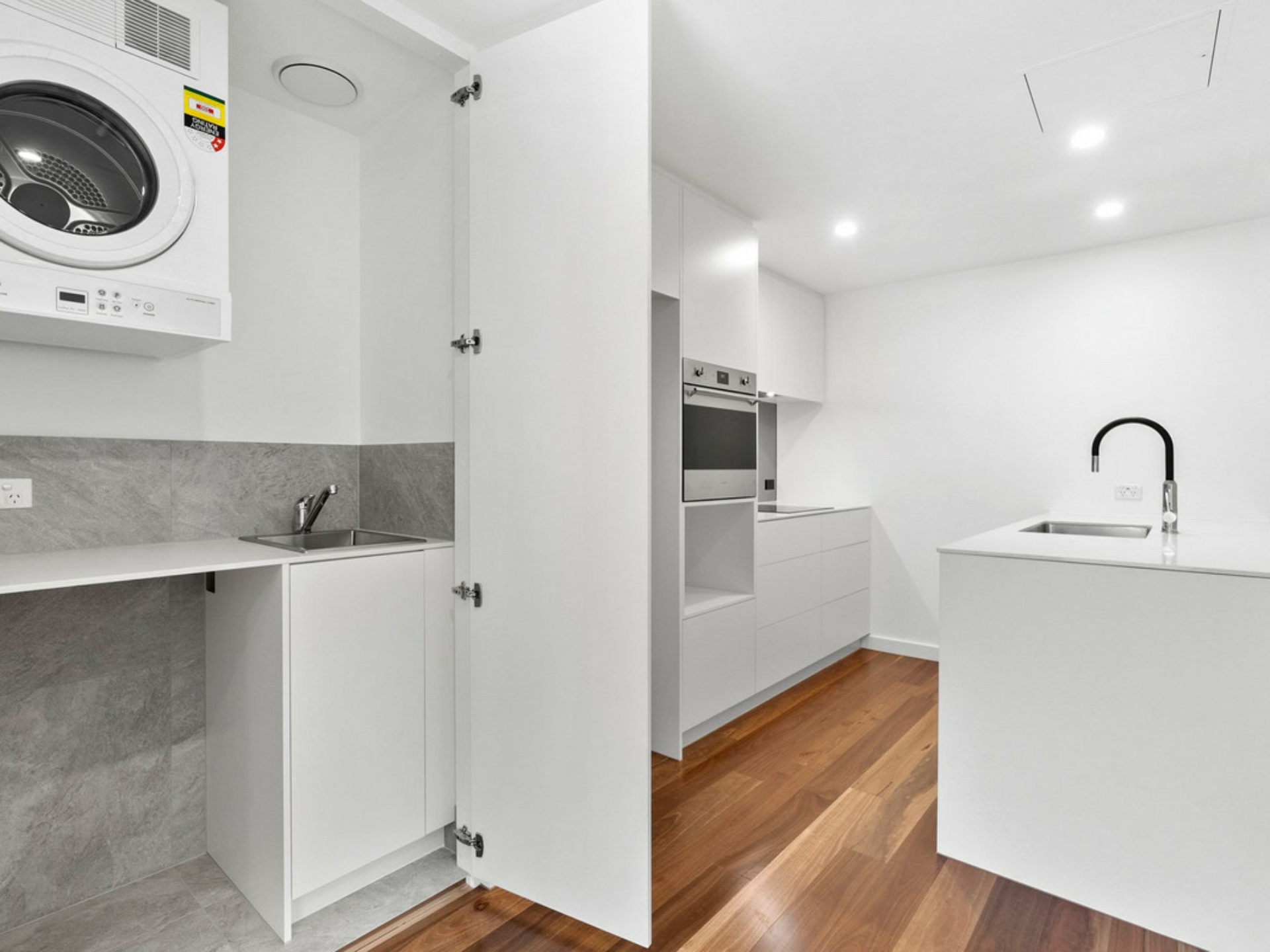 109/4 Anzac Park, CAMPBELL