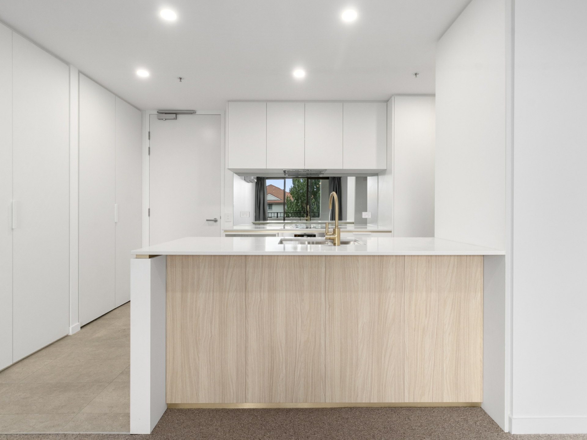 210/82 Wentworth Avenue, KINGSTON