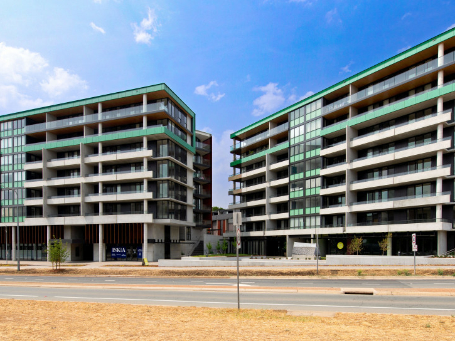 48/81 Constitution Avenue, CAMPBELL
