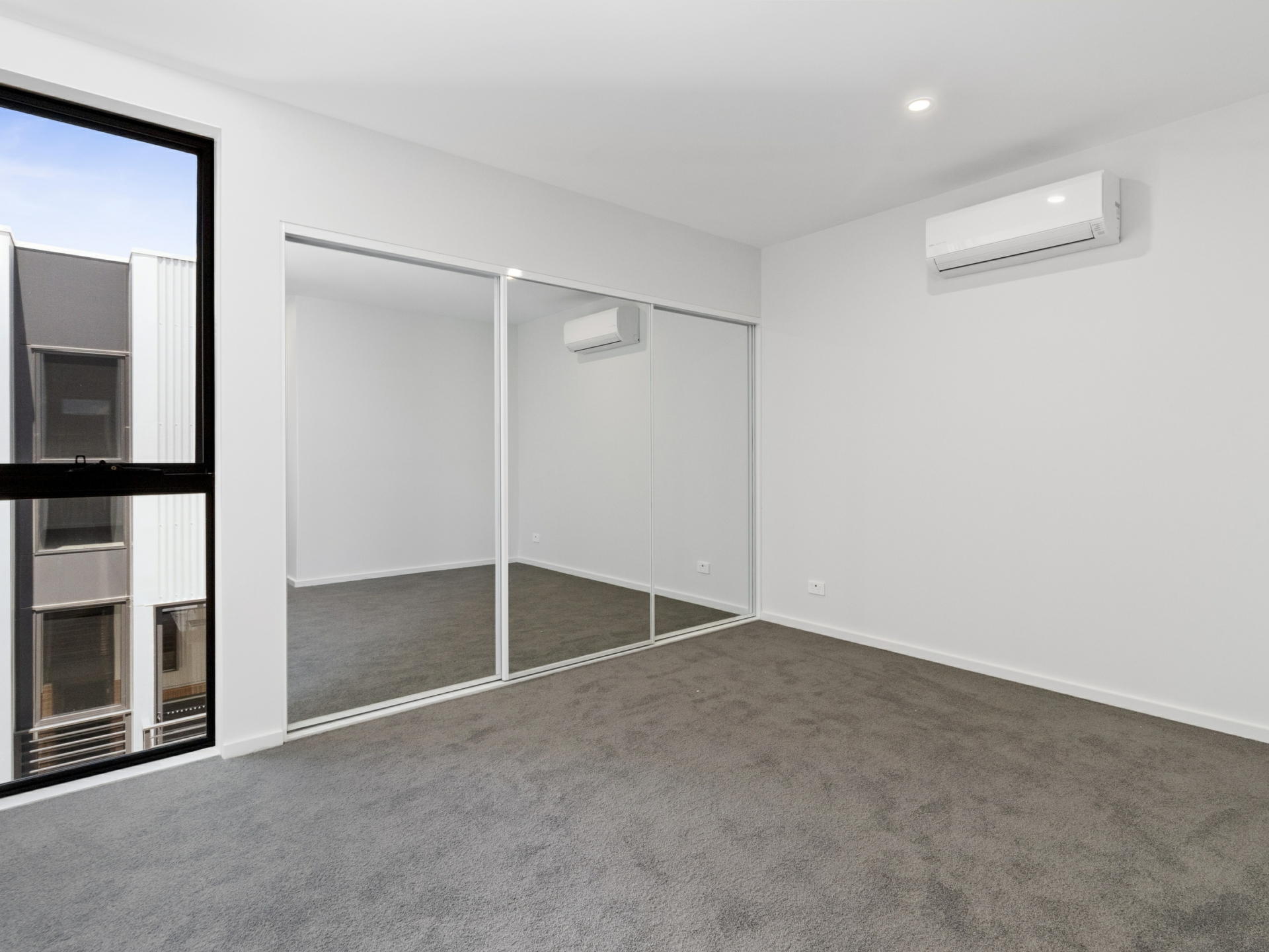123/2 Woodberry Avenue, COOMBS