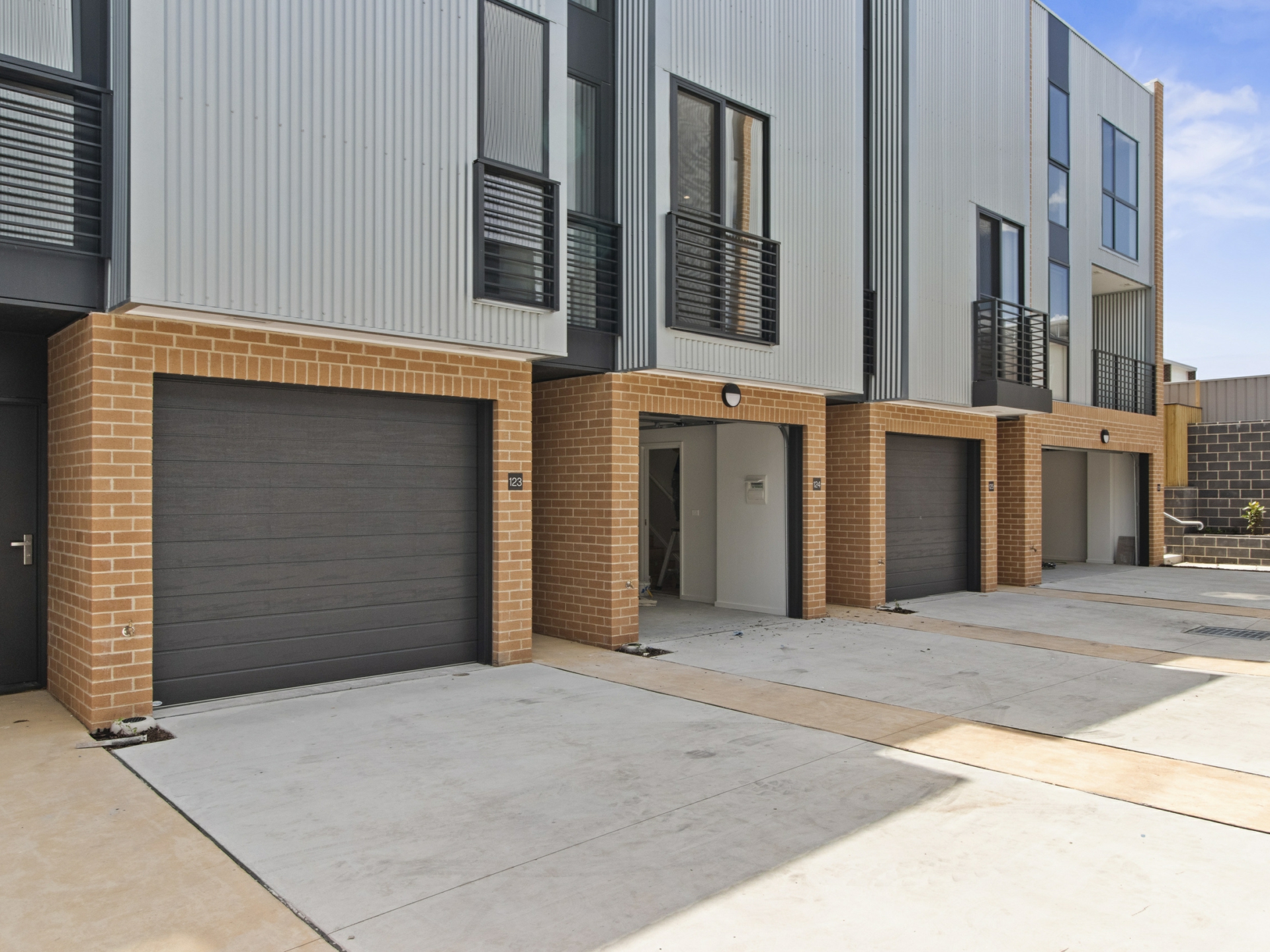 123/2 Woodberry Avenue, COOMBS