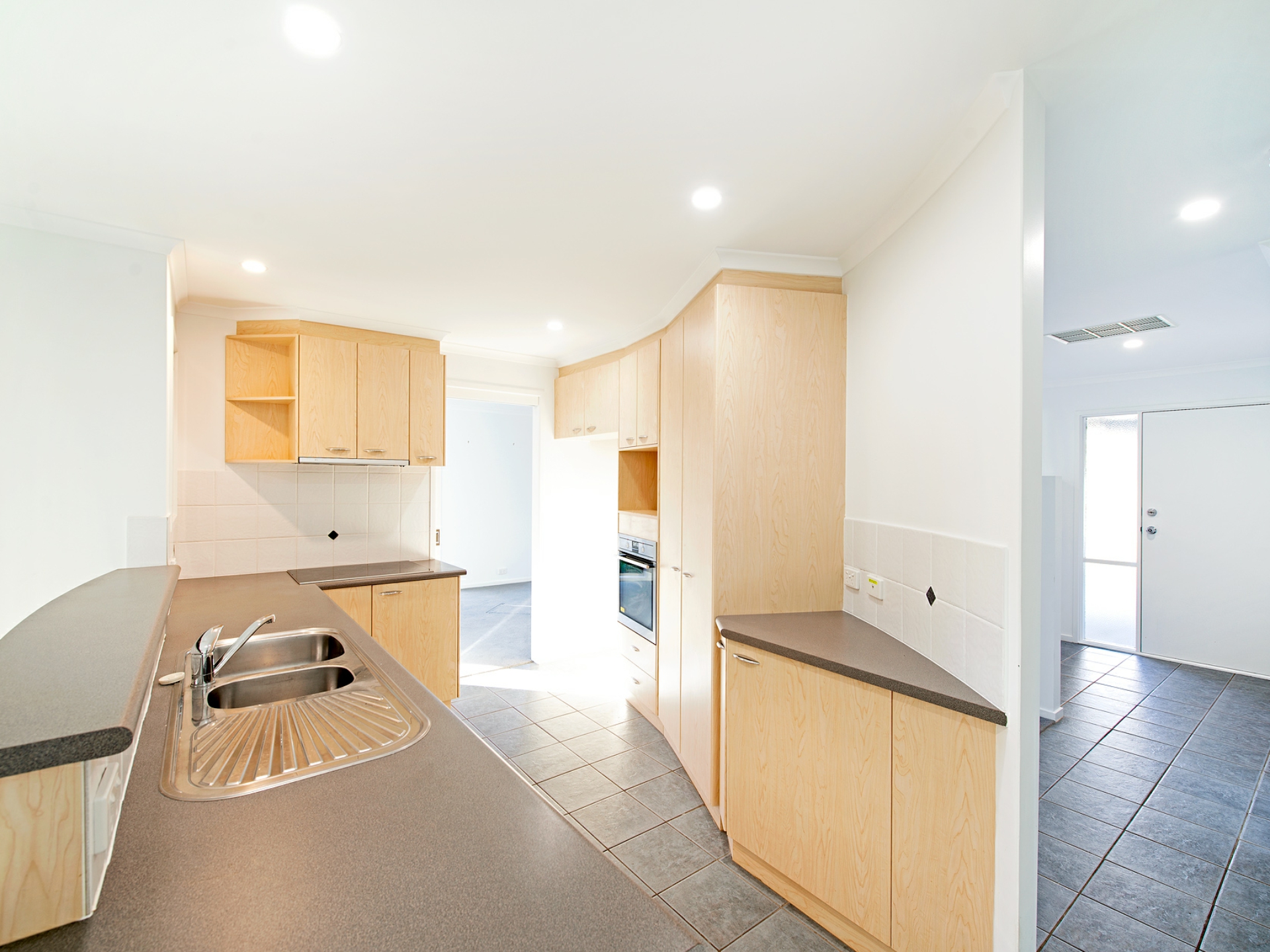 50/121 Streeton Drive, STIRLING