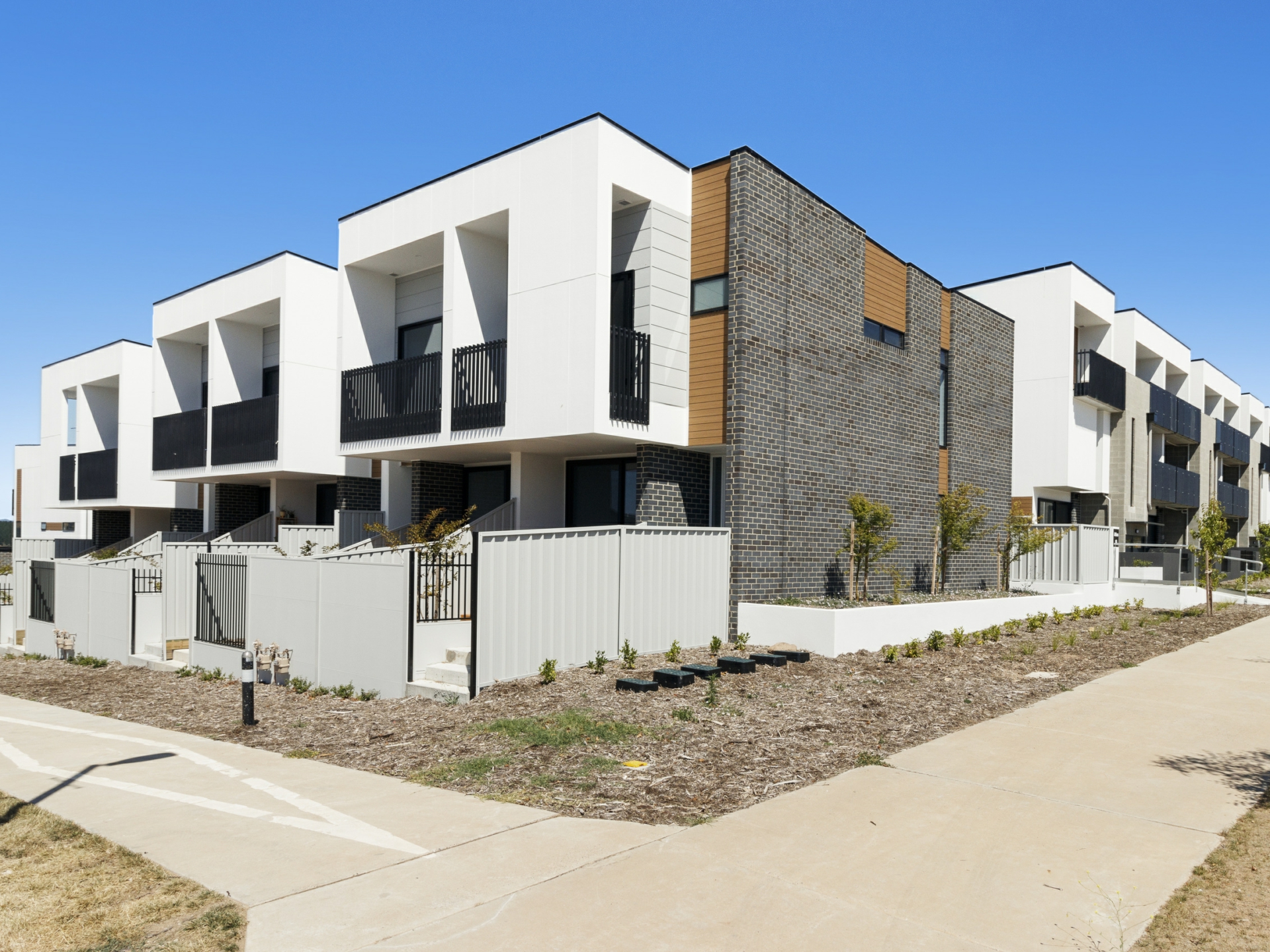 17/221 John Gorton Drive, WRIGHT