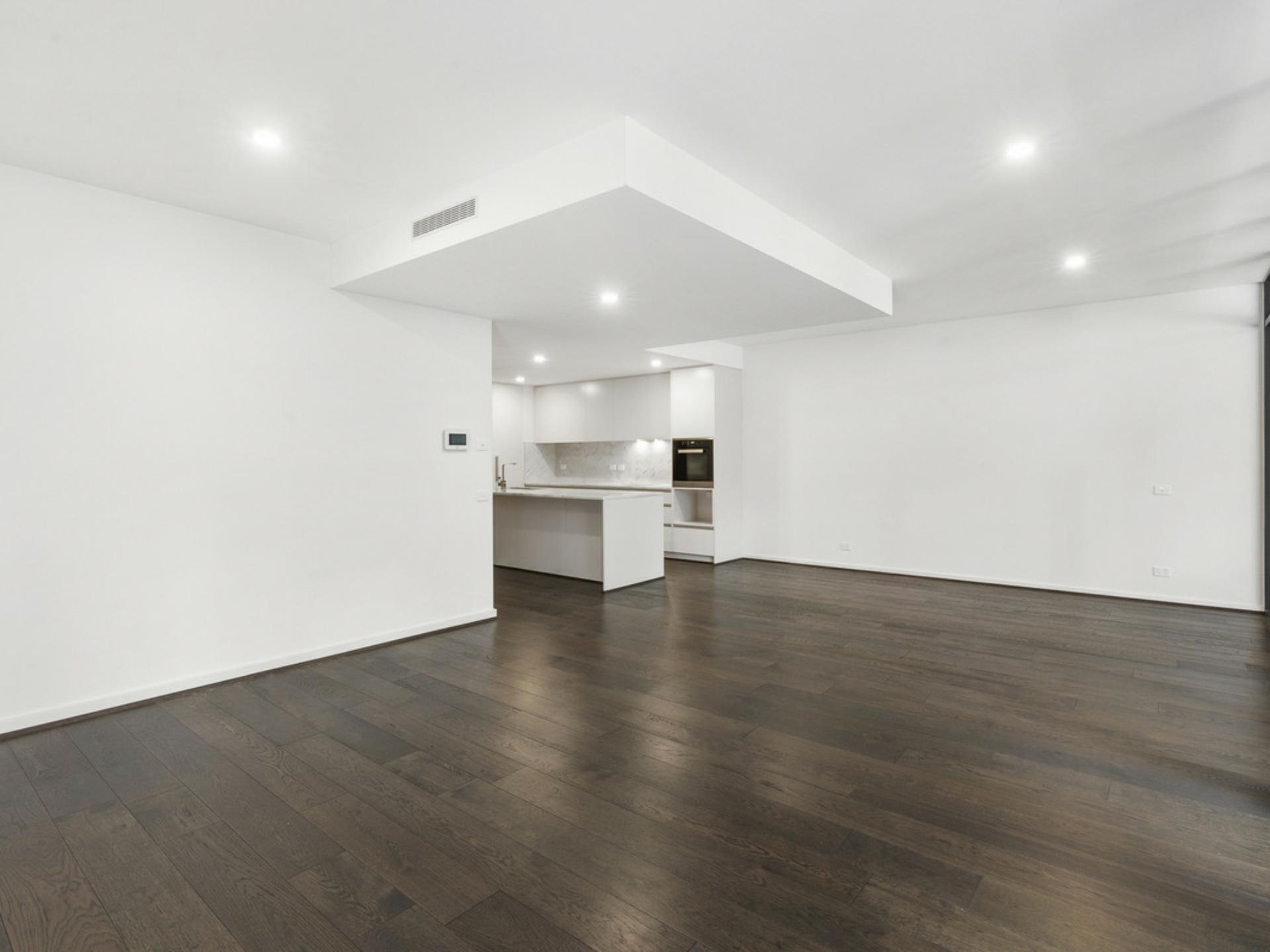 18/26 Anzac Park, CAMPBELL