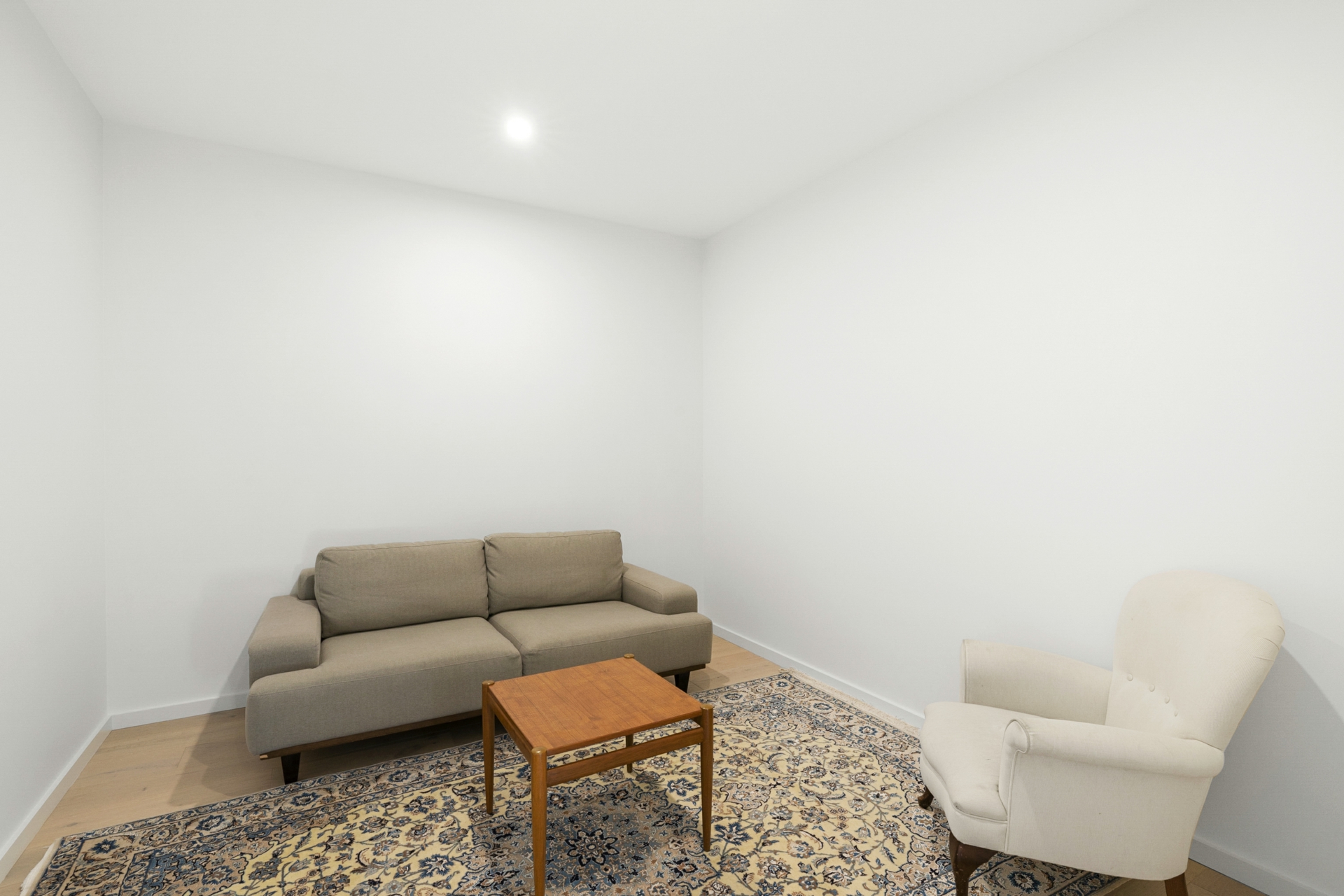 11/2 Torrens Street, BRADDON