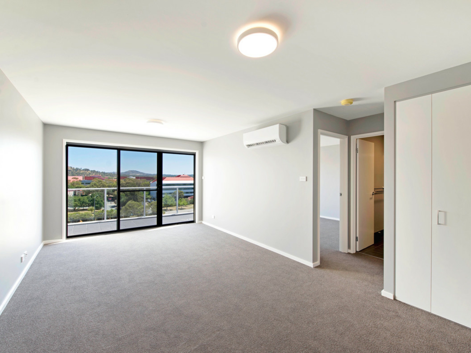 193/8 Limburg Way, GREENWAY