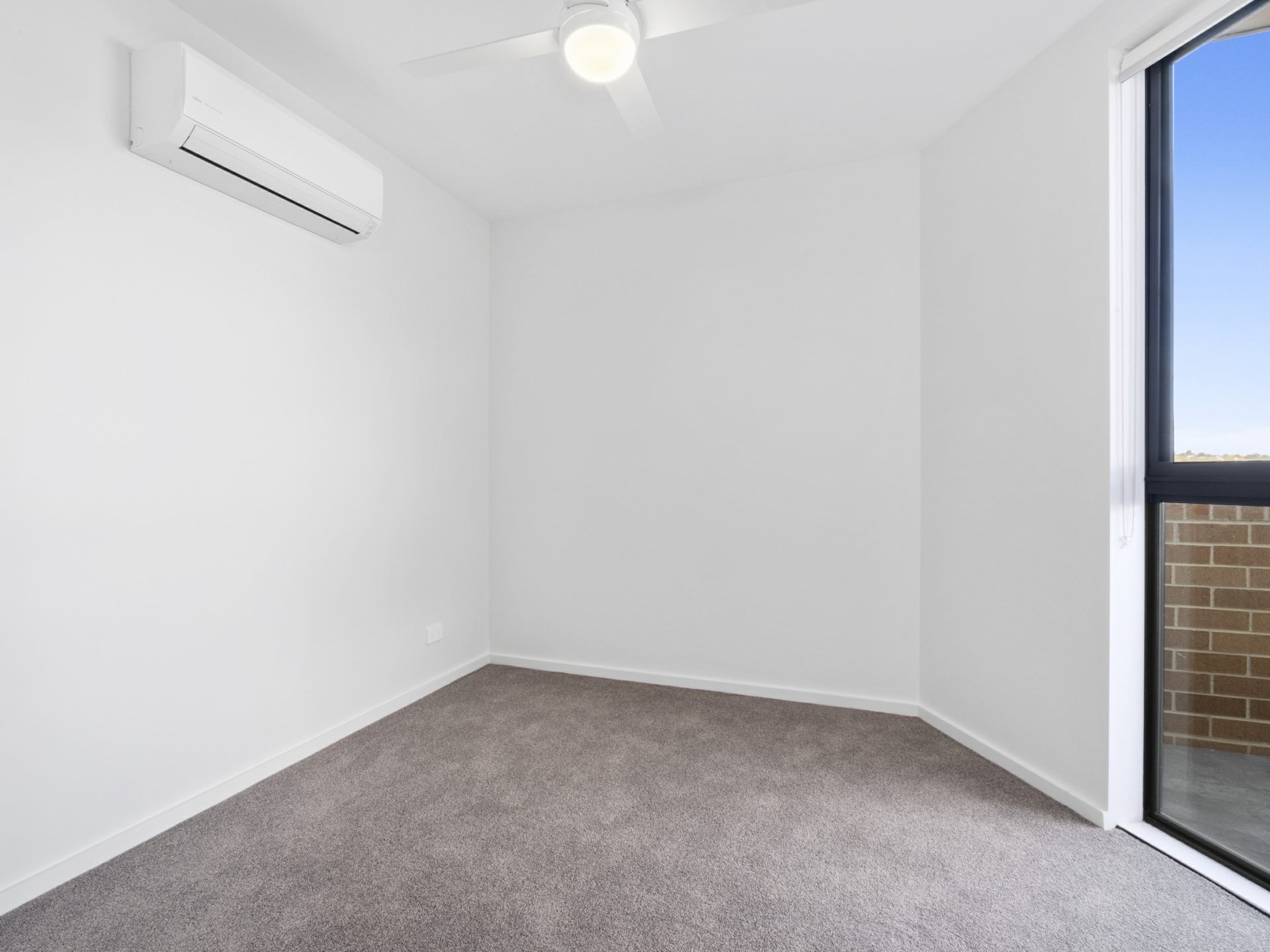 12/22 Cornelius Street, COOMBS