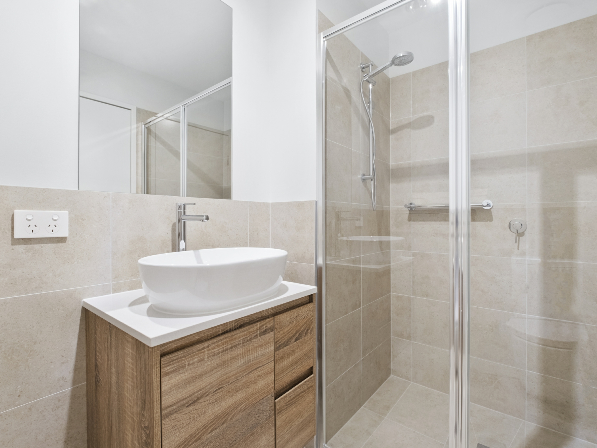 12/22 Cornelius Street, COOMBS