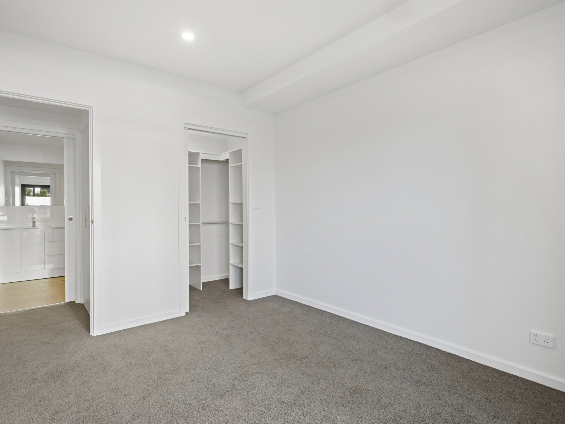 30/11 Hoolihan Street, DENMAN PROSPECT