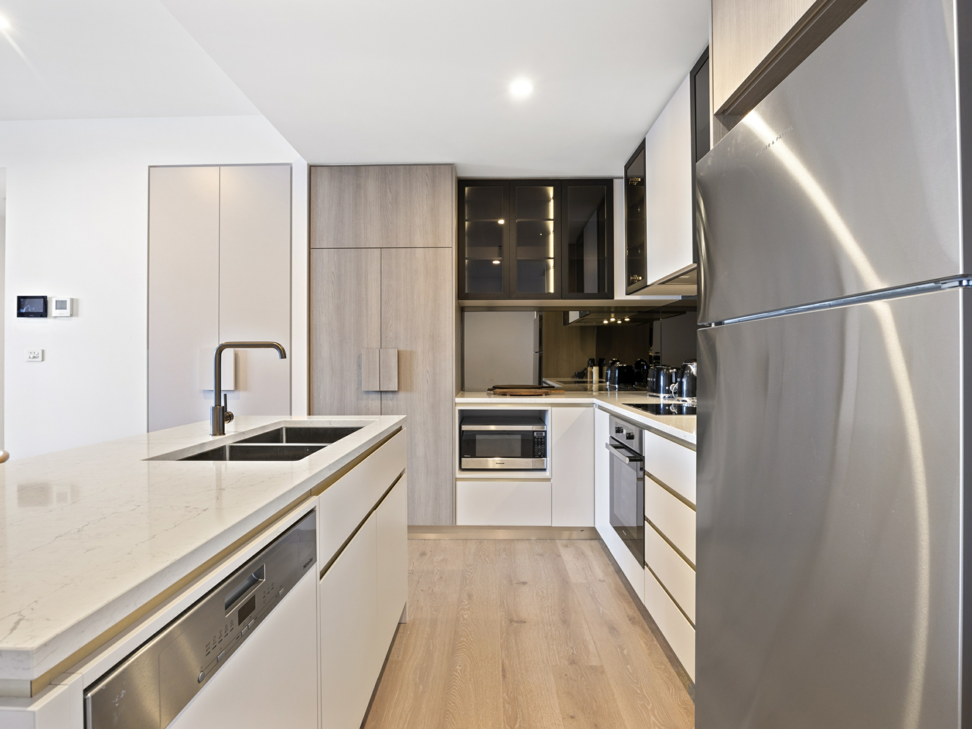 254/44 Constitution Avenue, CAMPBELL