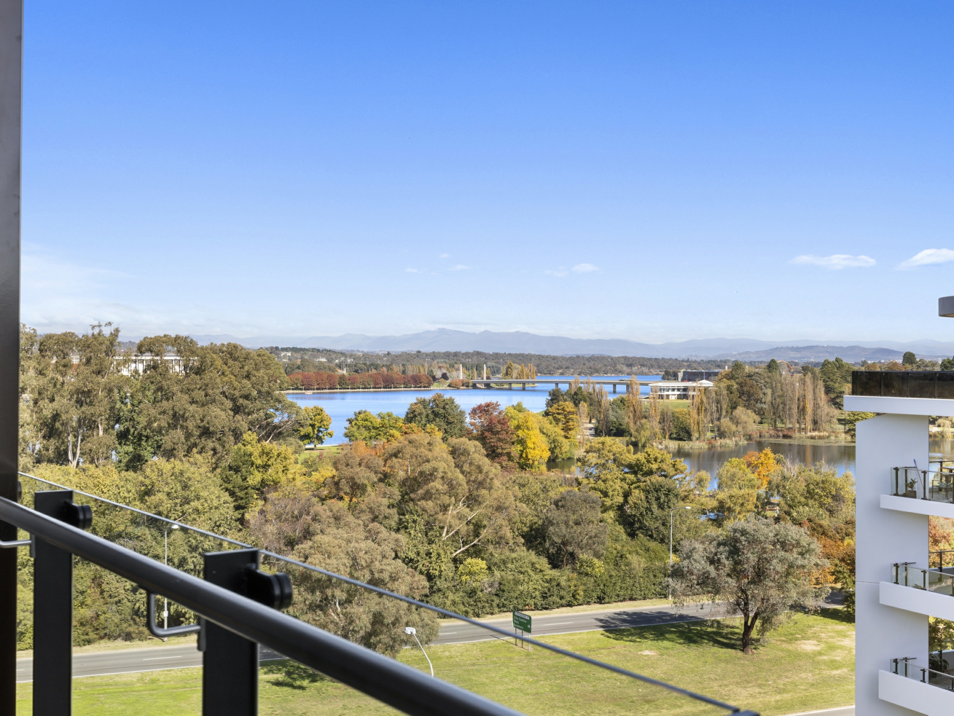 254/44 Constitution Avenue, CAMPBELL