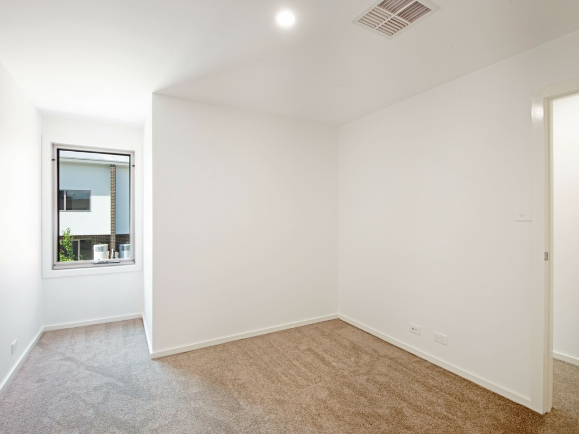 120/161-167 Mortimer Lewis Drive, GREENWAY