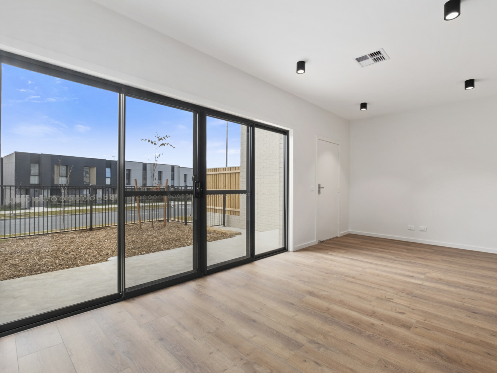 7/67 McMichael Terrace, DENMAN PROSPECT