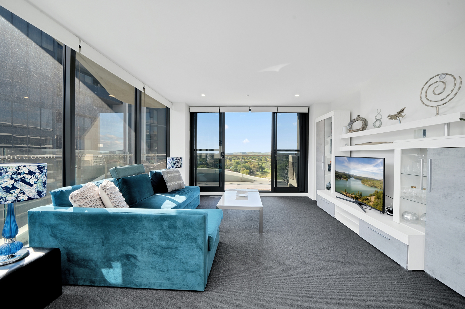 232/15 Irving Street, PHILLIP
