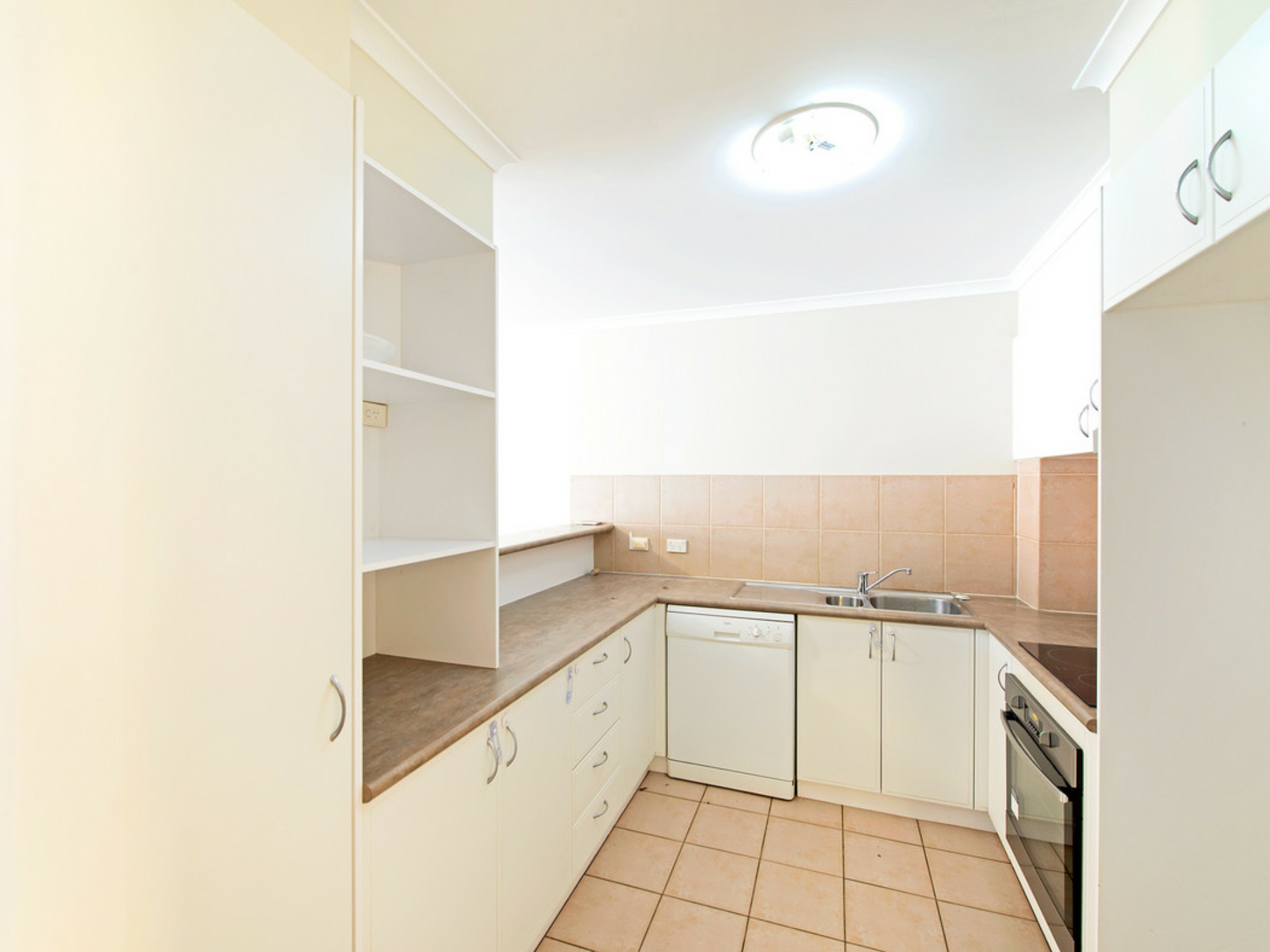 10/30 Cunningham Street, KINGSTON