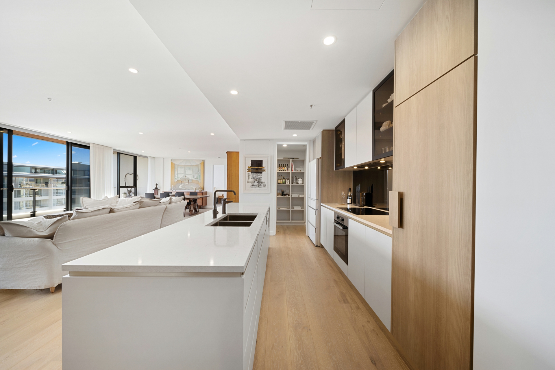 77/44 Constitution Avenue, CAMPBELL