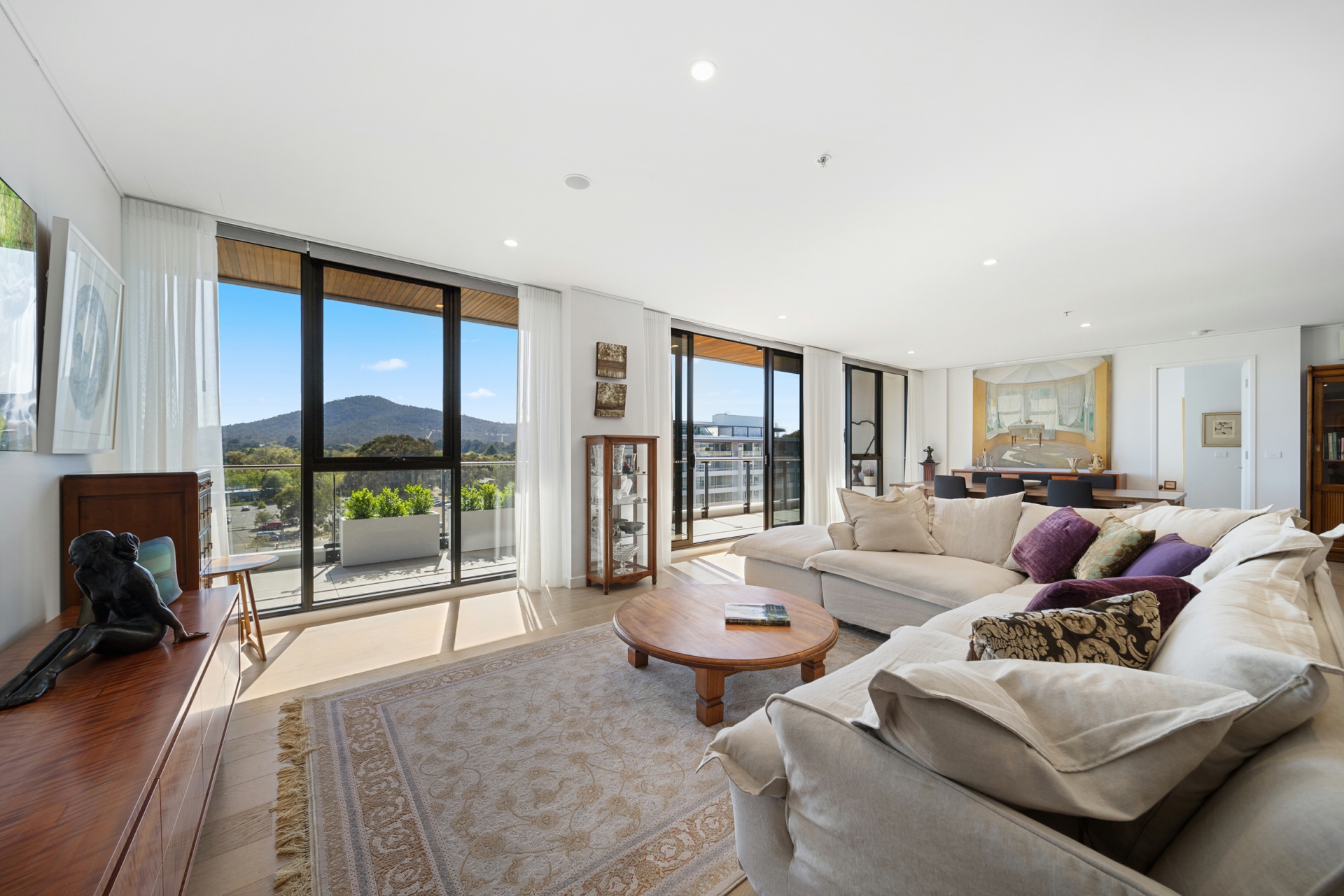 77/44 Constitution Avenue, CAMPBELL
