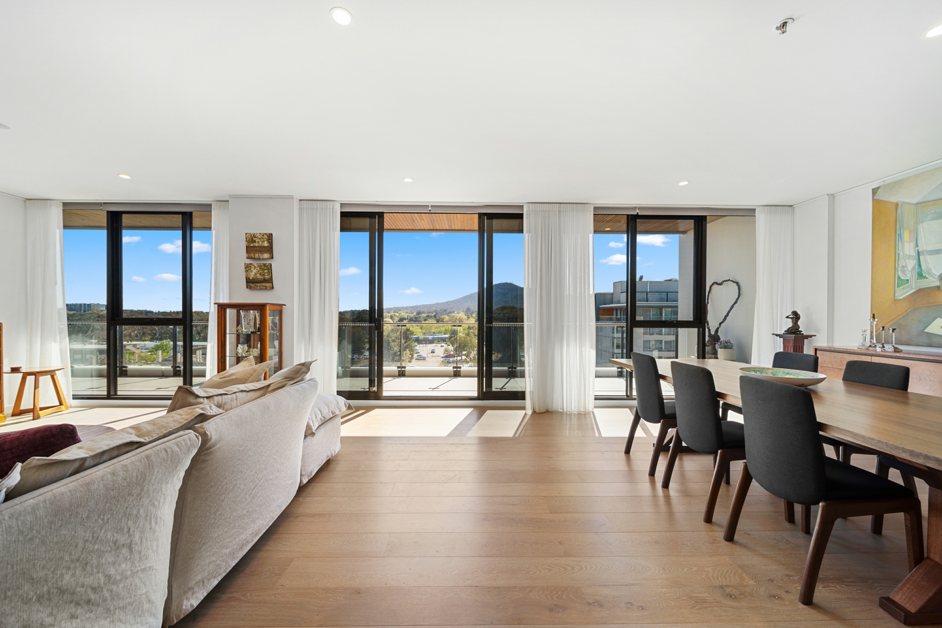 77/44 Constitution Avenue, CAMPBELL