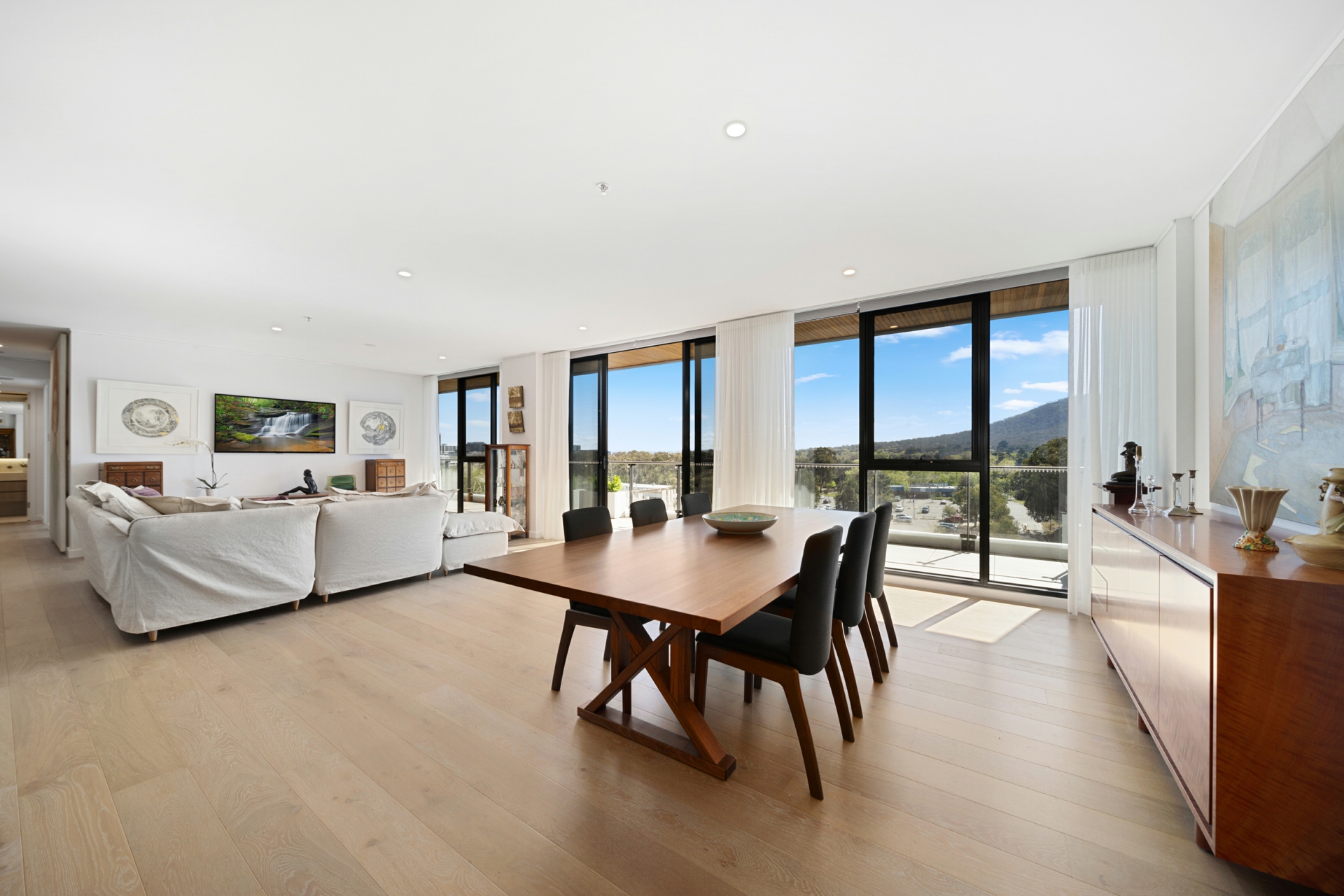 77/44 Constitution Avenue, CAMPBELL