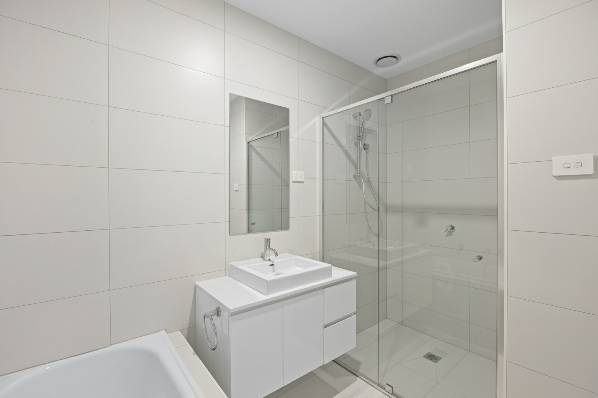 53/172 John Gorton Drive, COOMBS