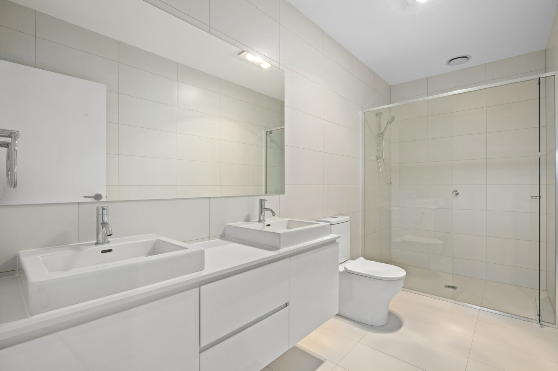 53/172 John Gorton Drive, COOMBS