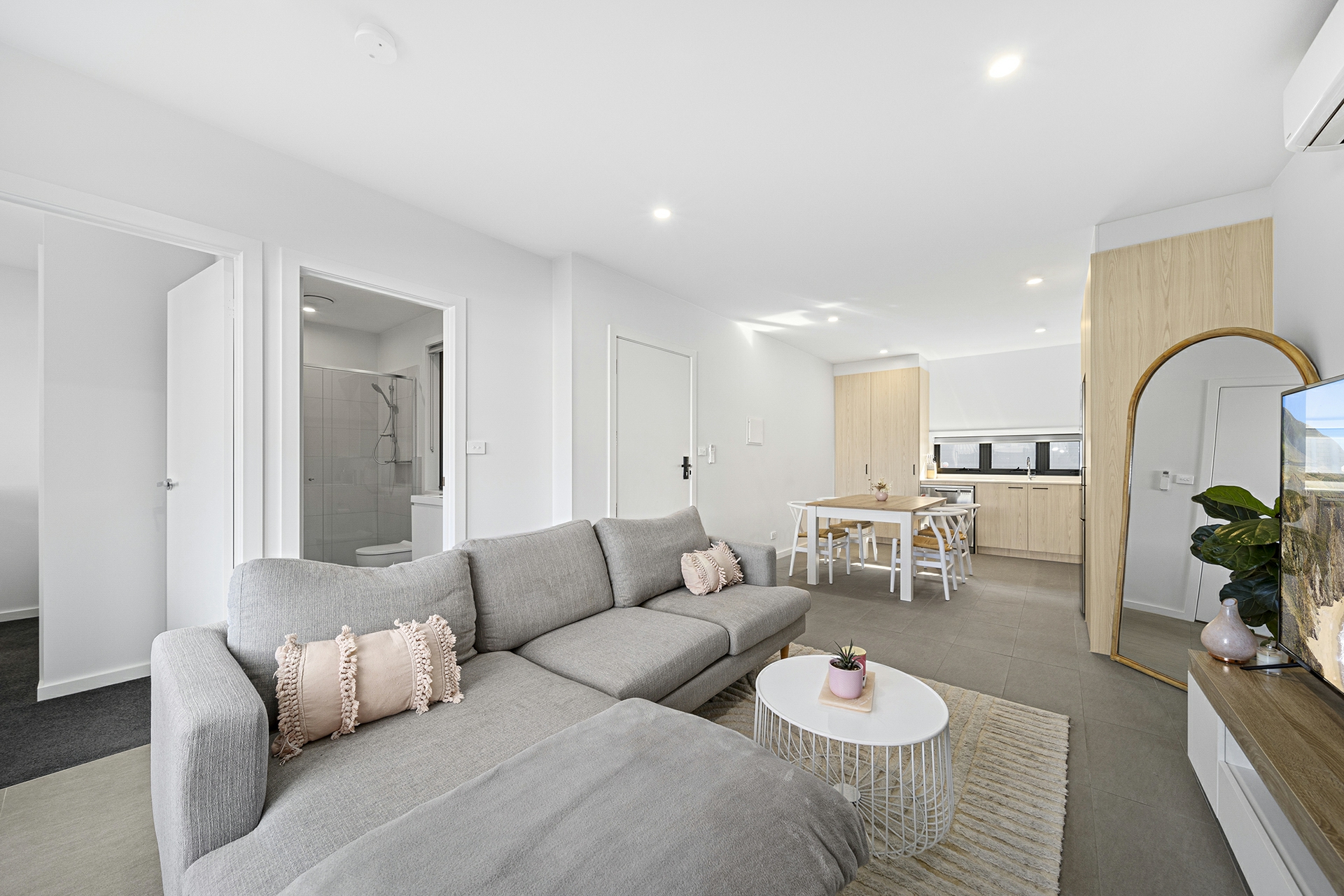 59/60 Kingsland Parade, Casey