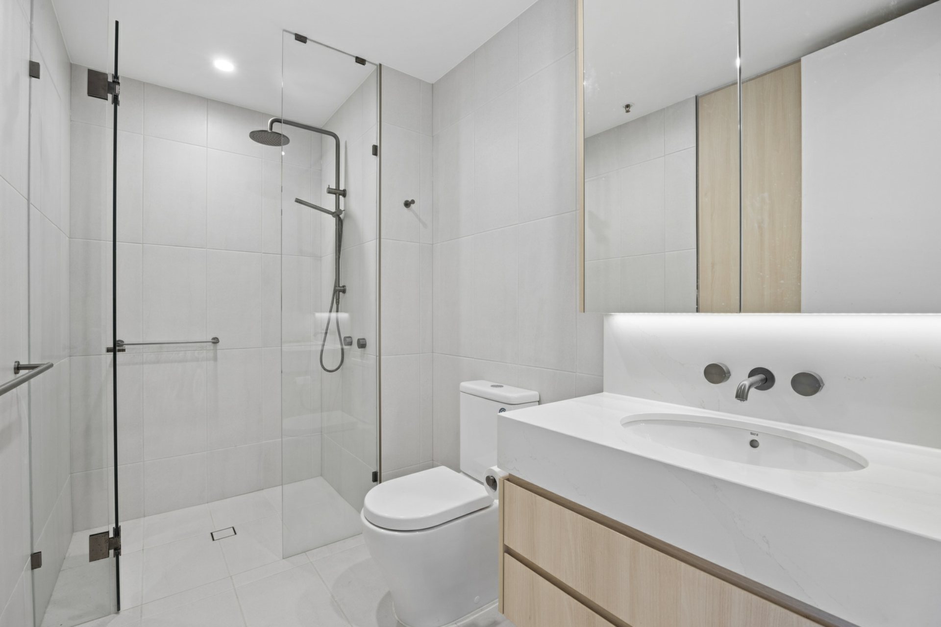 110/44 Constitution Avenue, CAMPBELL